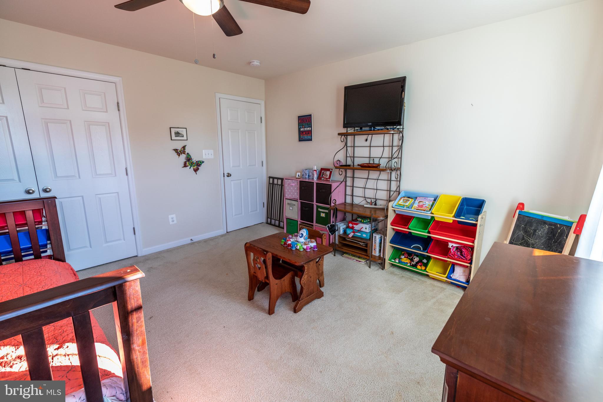 LAKELAND PLACE - Residential