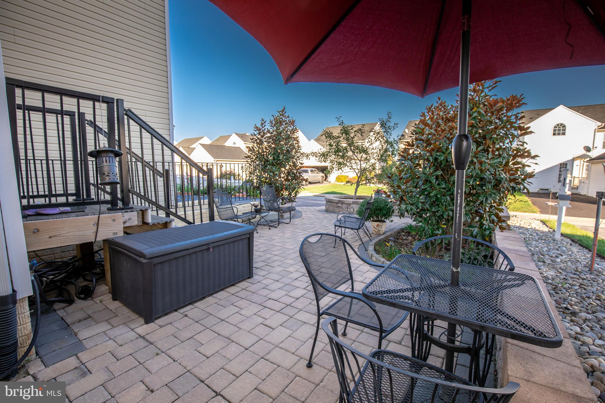 LAKELAND PLACE - Residential