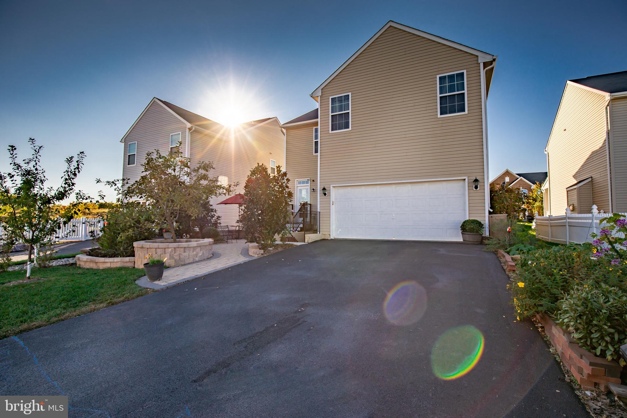 LAKELAND PLACE - Residential