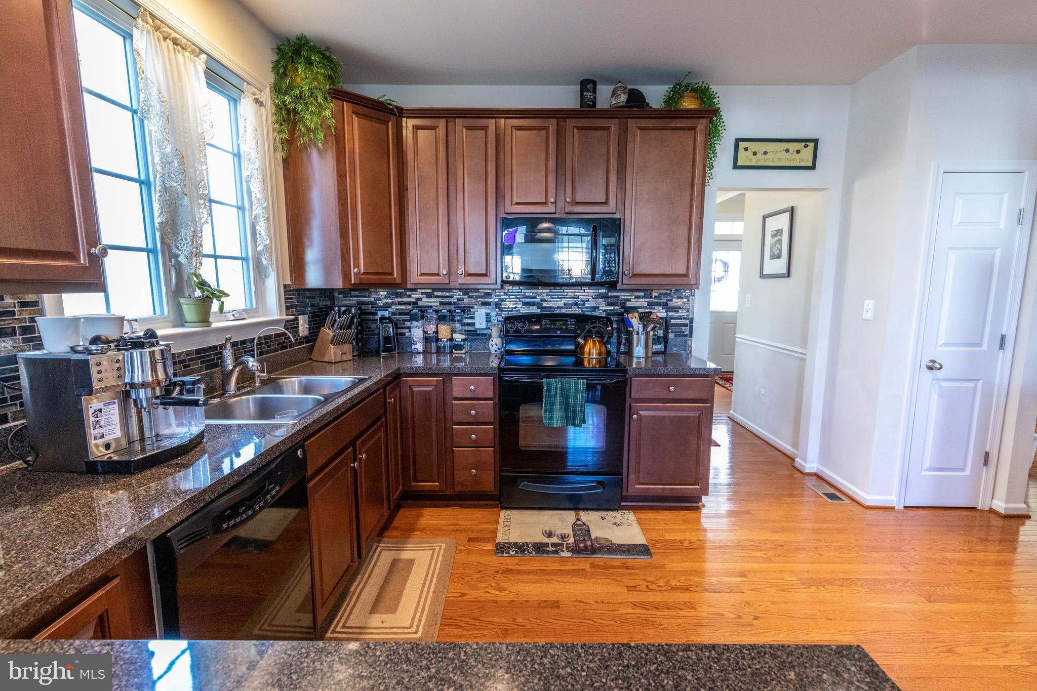 LAKELAND PLACE - Residential