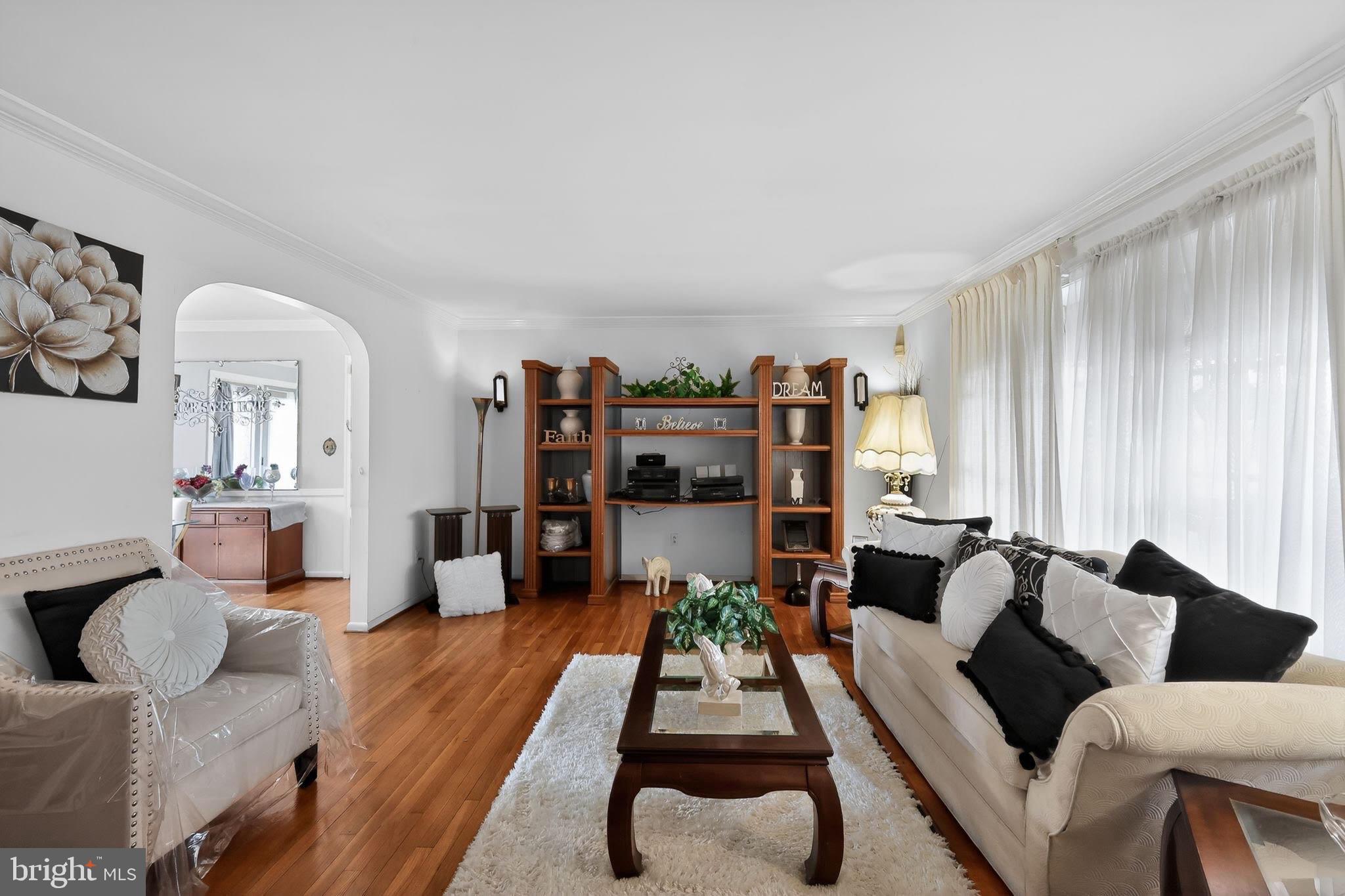 10809 BENNINGTON DRIVE