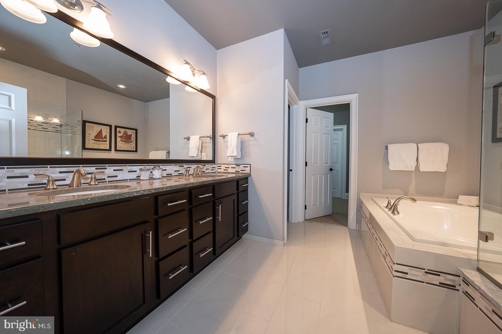 LISETER - Residential