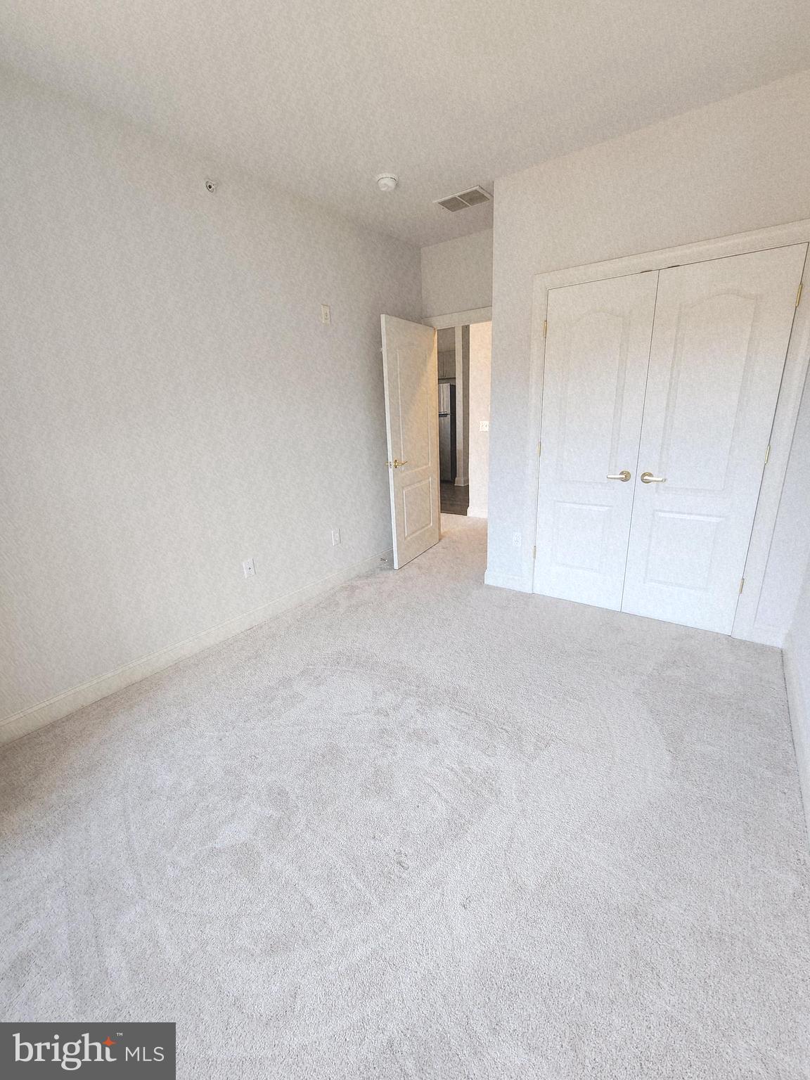 VILLAGE OF FOUNTAINVIEW - Residential