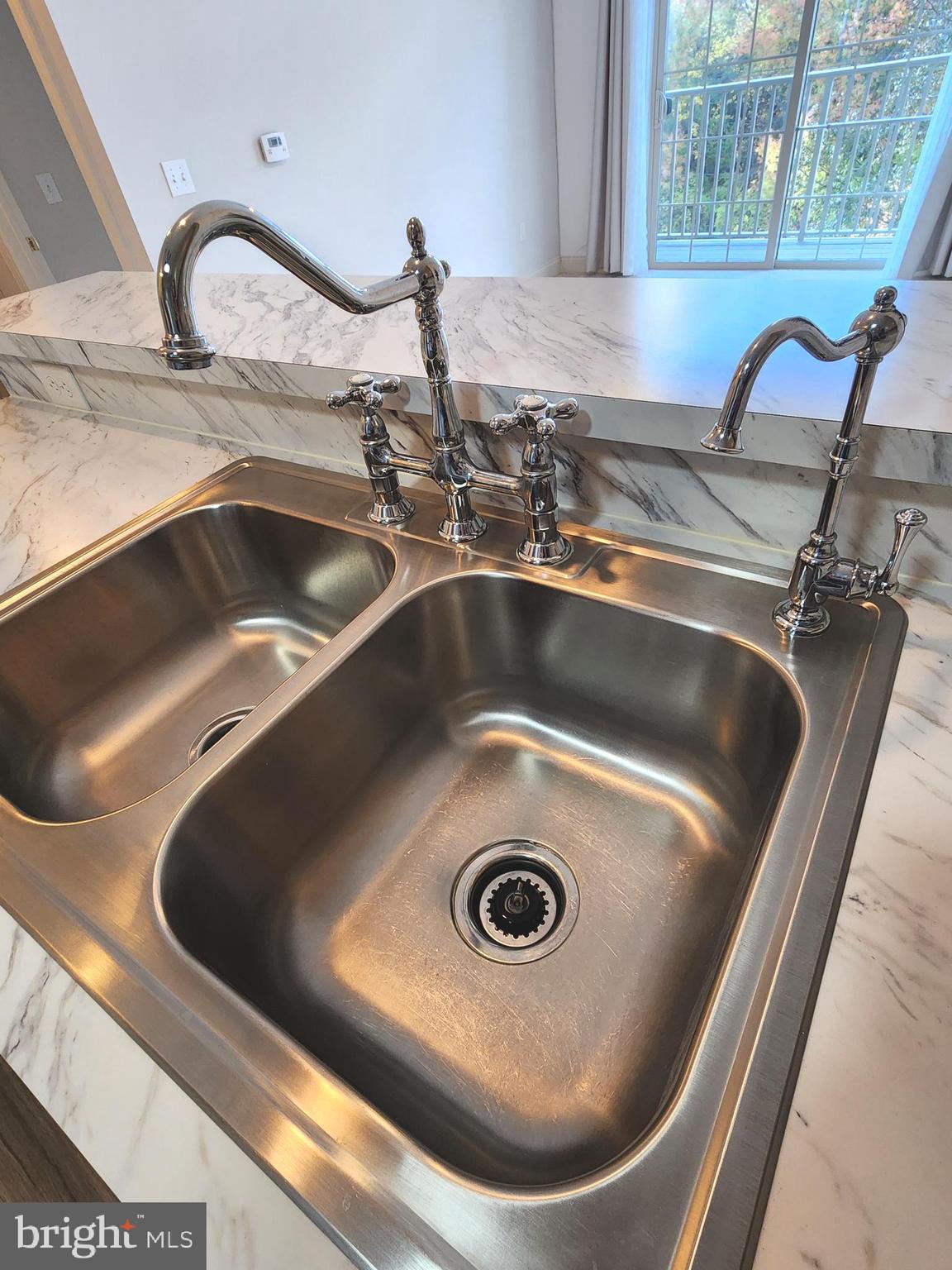 VILLAGE OF FOUNTAINVIEW - Residential