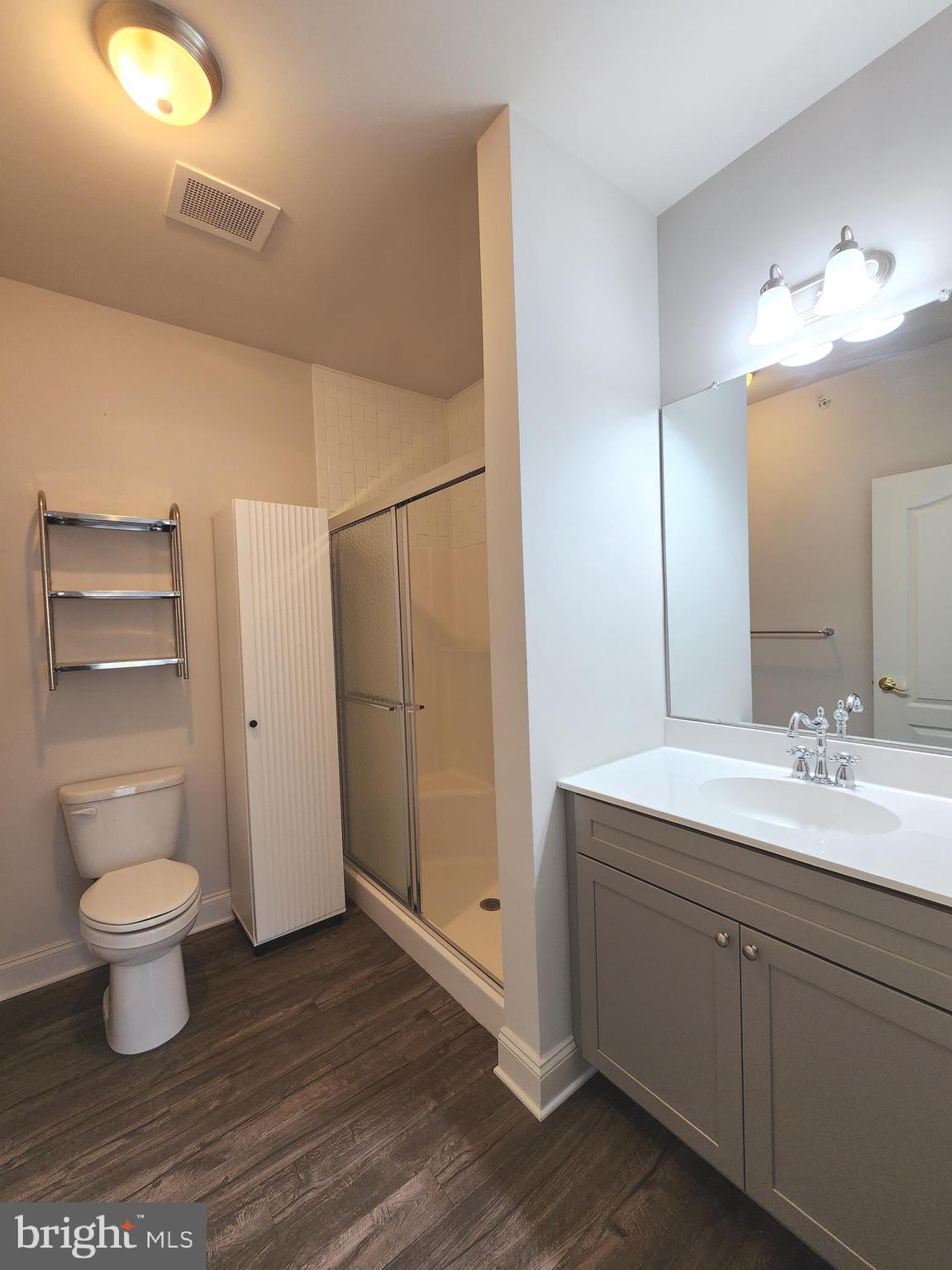 VILLAGE OF FOUNTAINVIEW - Residential