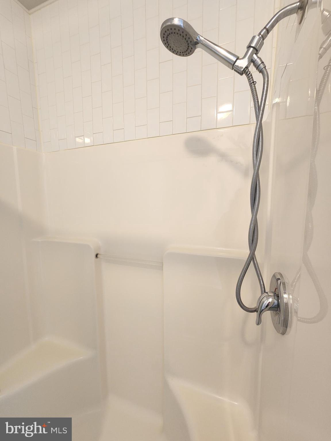 VILLAGE OF FOUNTAINVIEW - Residential