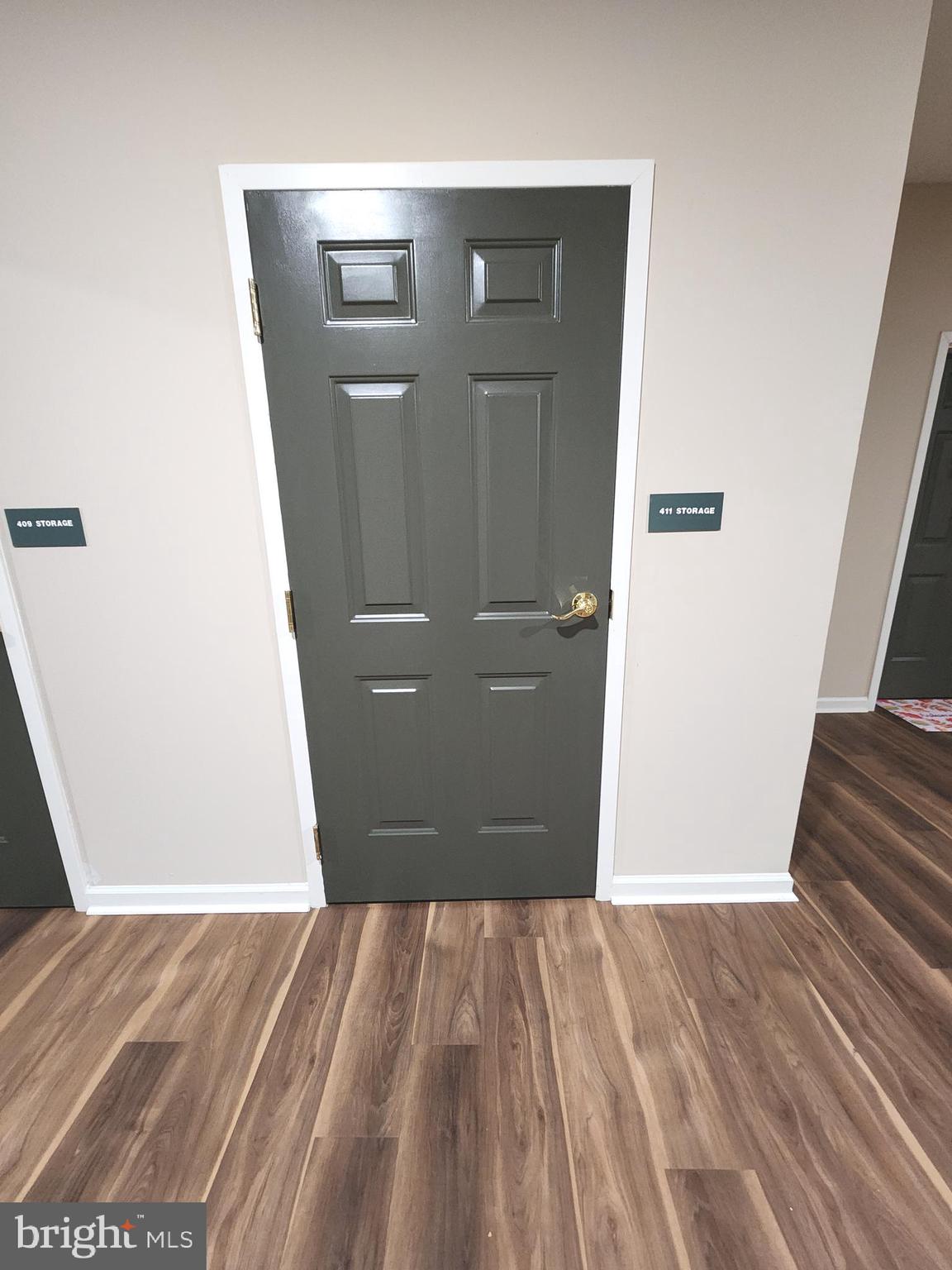 VILLAGE OF FOUNTAINVIEW - Residential