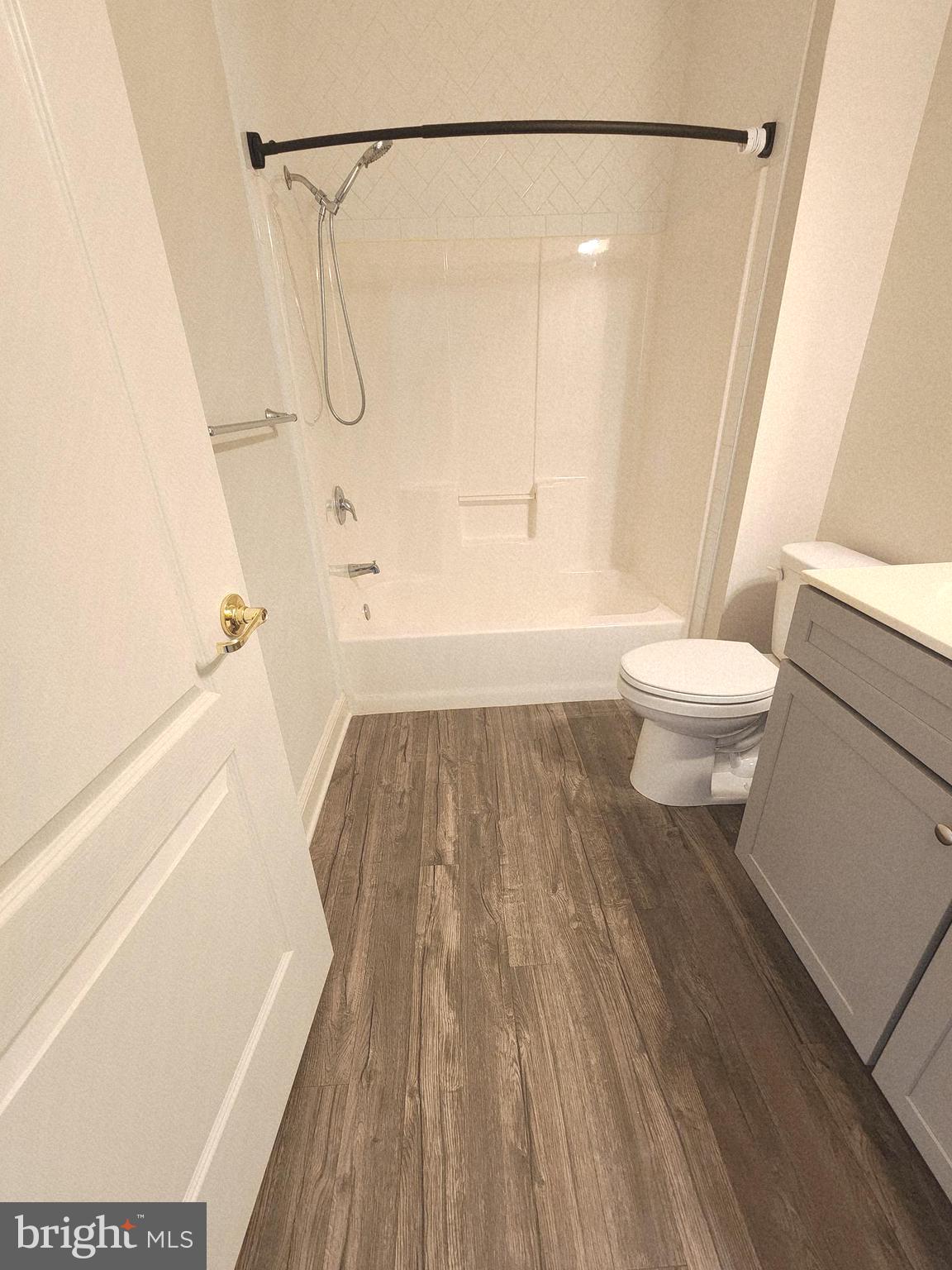 VILLAGE OF FOUNTAINVIEW - Residential