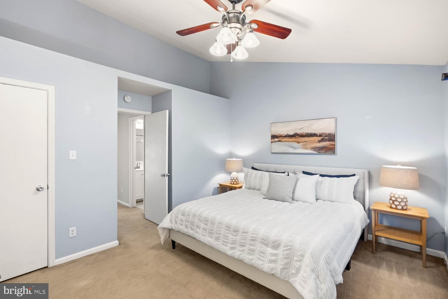 CENTRE RIDGE LAND BAY - Residential