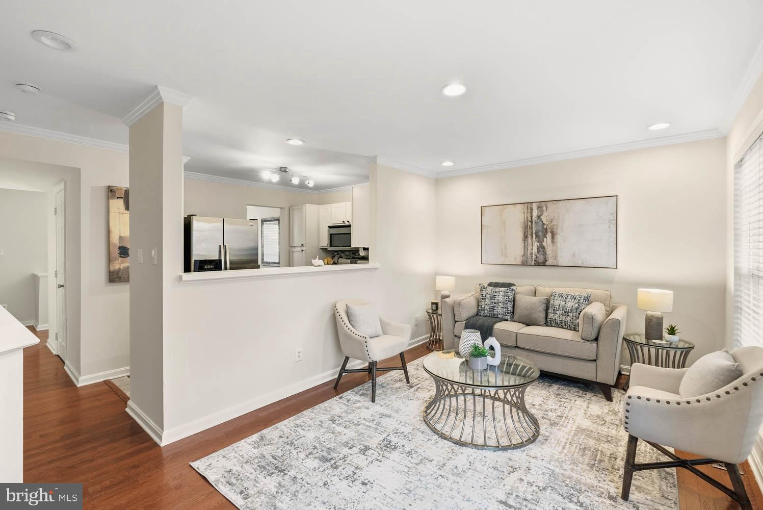 CENTRE RIDGE LAND BAY - Residential