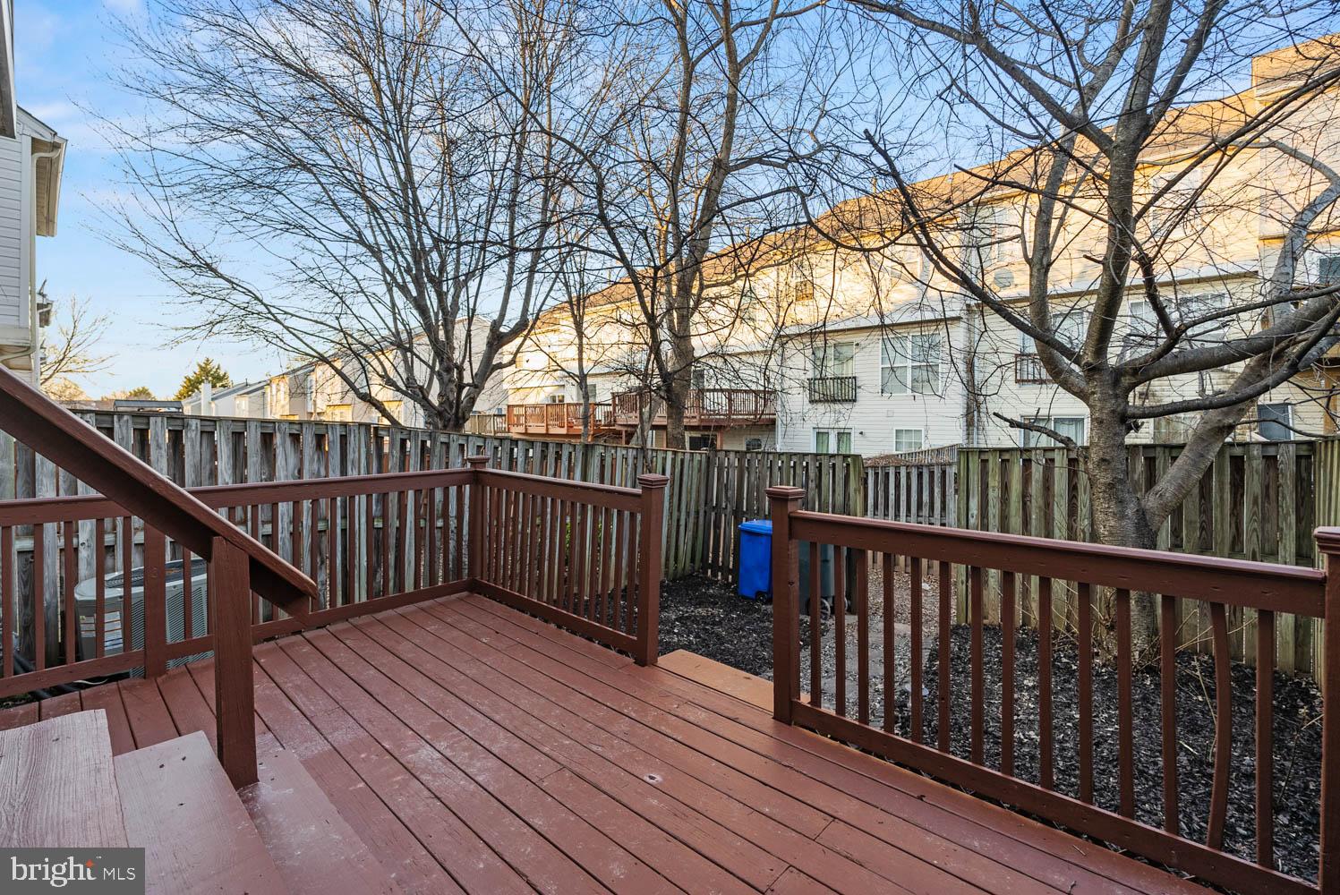 CENTRE RIDGE LAND BAY - Residential