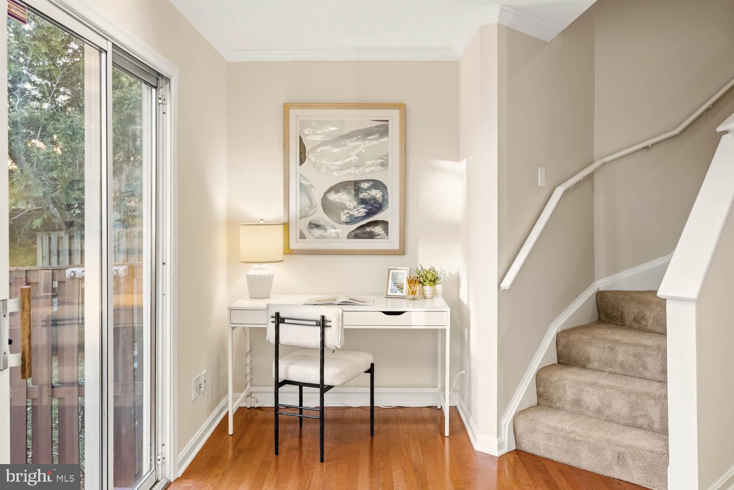 CENTRE RIDGE LAND BAY - Residential