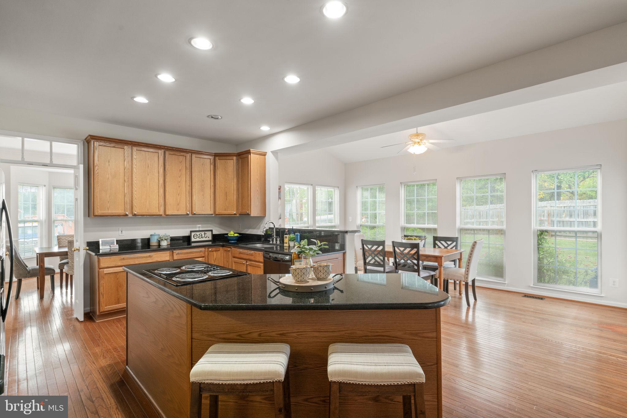 EIGHTEENTH CENTURY HAYMARKET - Residential