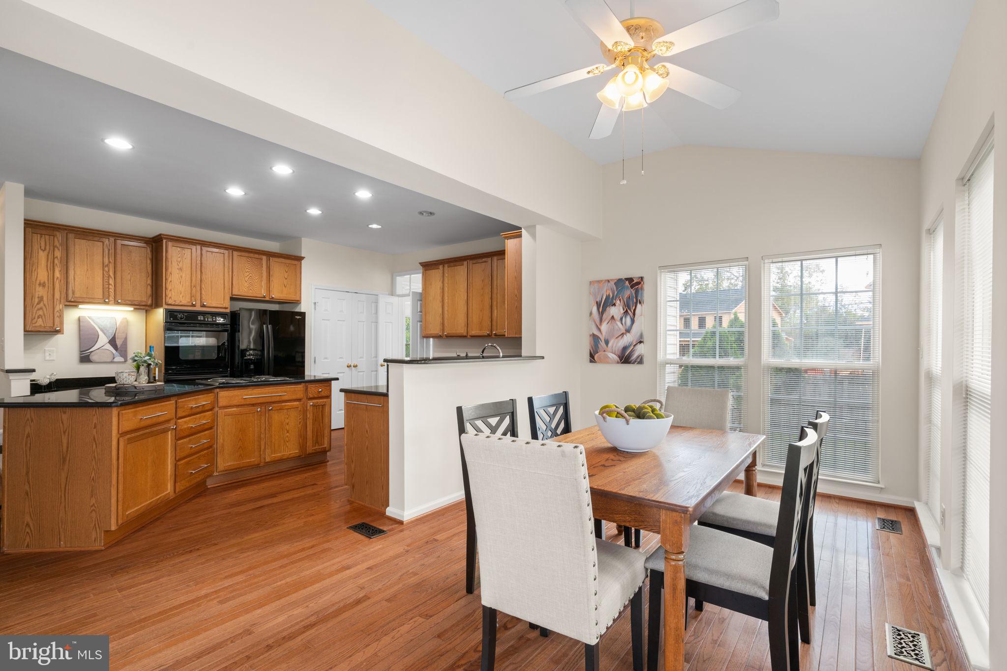 EIGHTEENTH CENTURY HAYMARKET - Residential