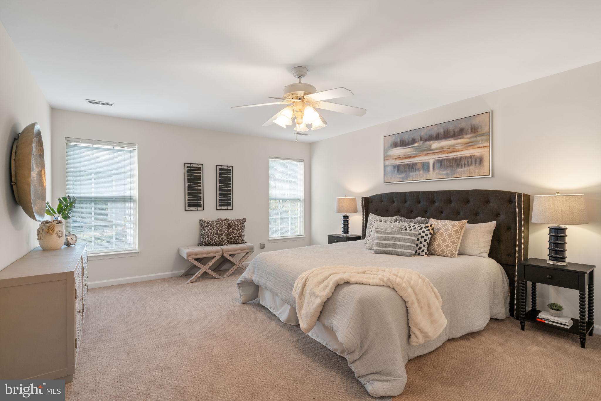 EIGHTEENTH CENTURY HAYMARKET - Residential