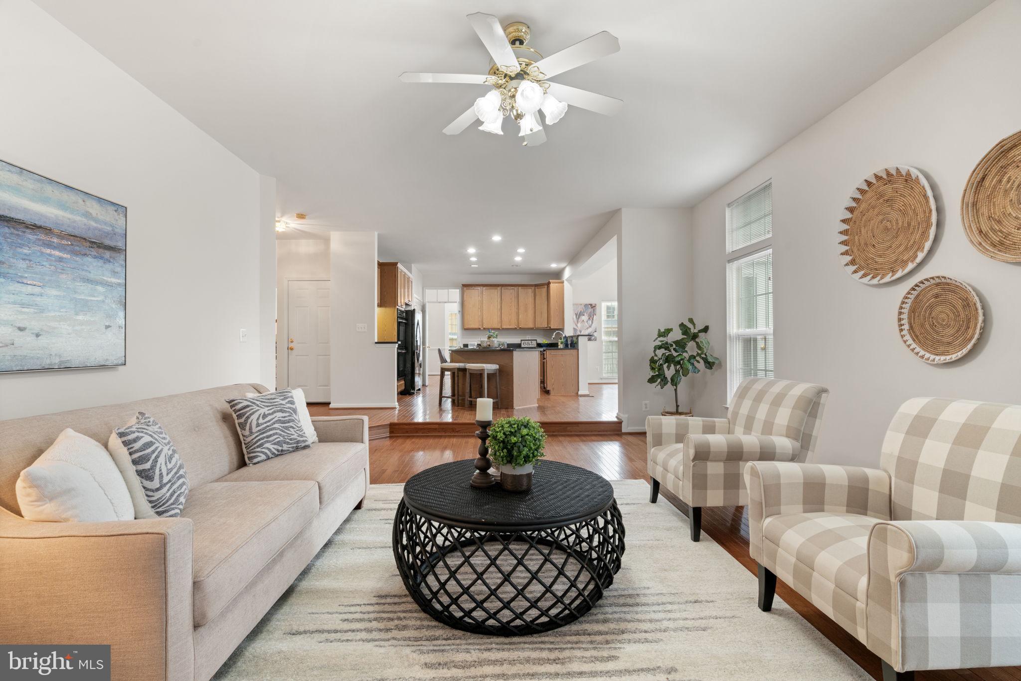 EIGHTEENTH CENTURY HAYMARKET - Residential