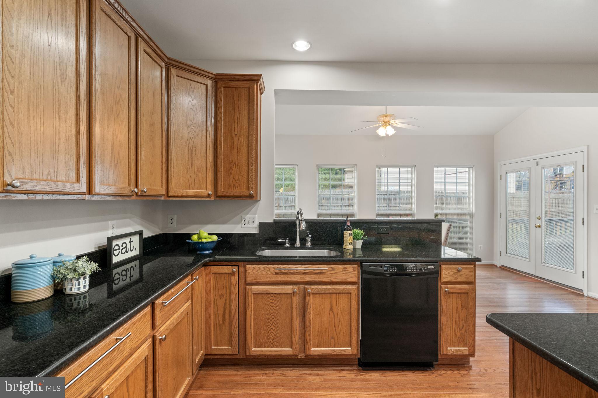 EIGHTEENTH CENTURY HAYMARKET - Residential