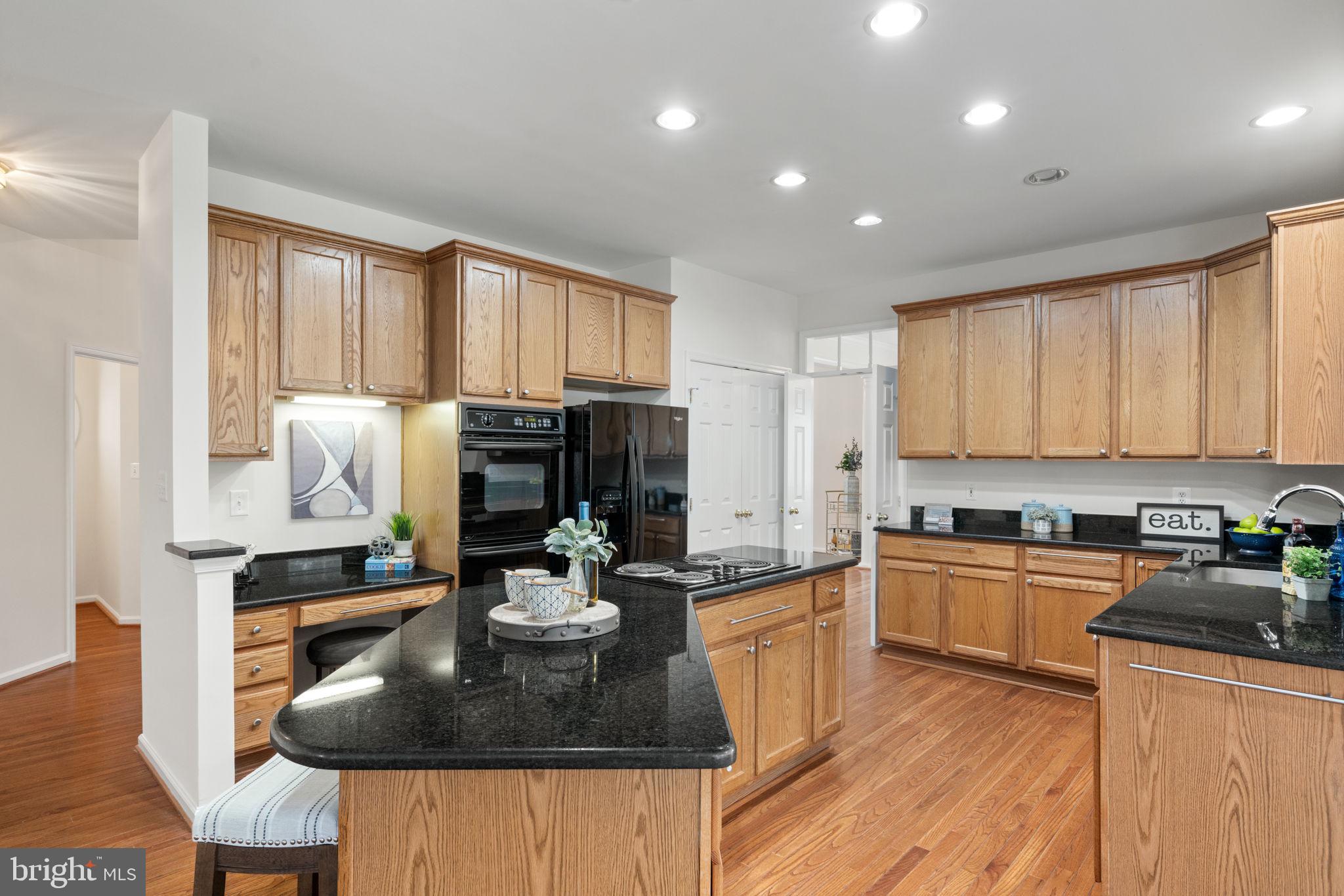 EIGHTEENTH CENTURY HAYMARKET - Residential