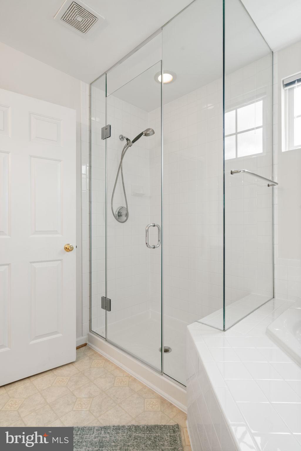 EIGHTEENTH CENTURY HAYMARKET - Residential