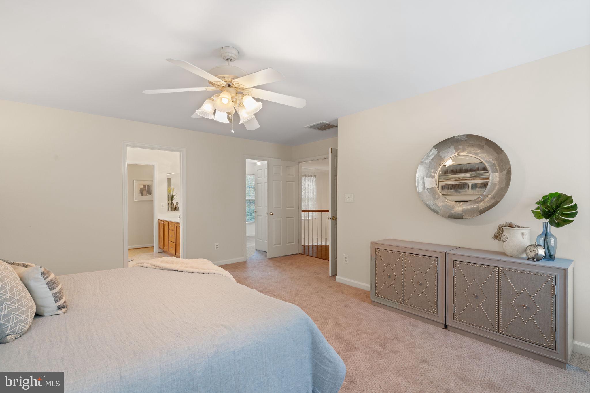 EIGHTEENTH CENTURY HAYMARKET - Residential