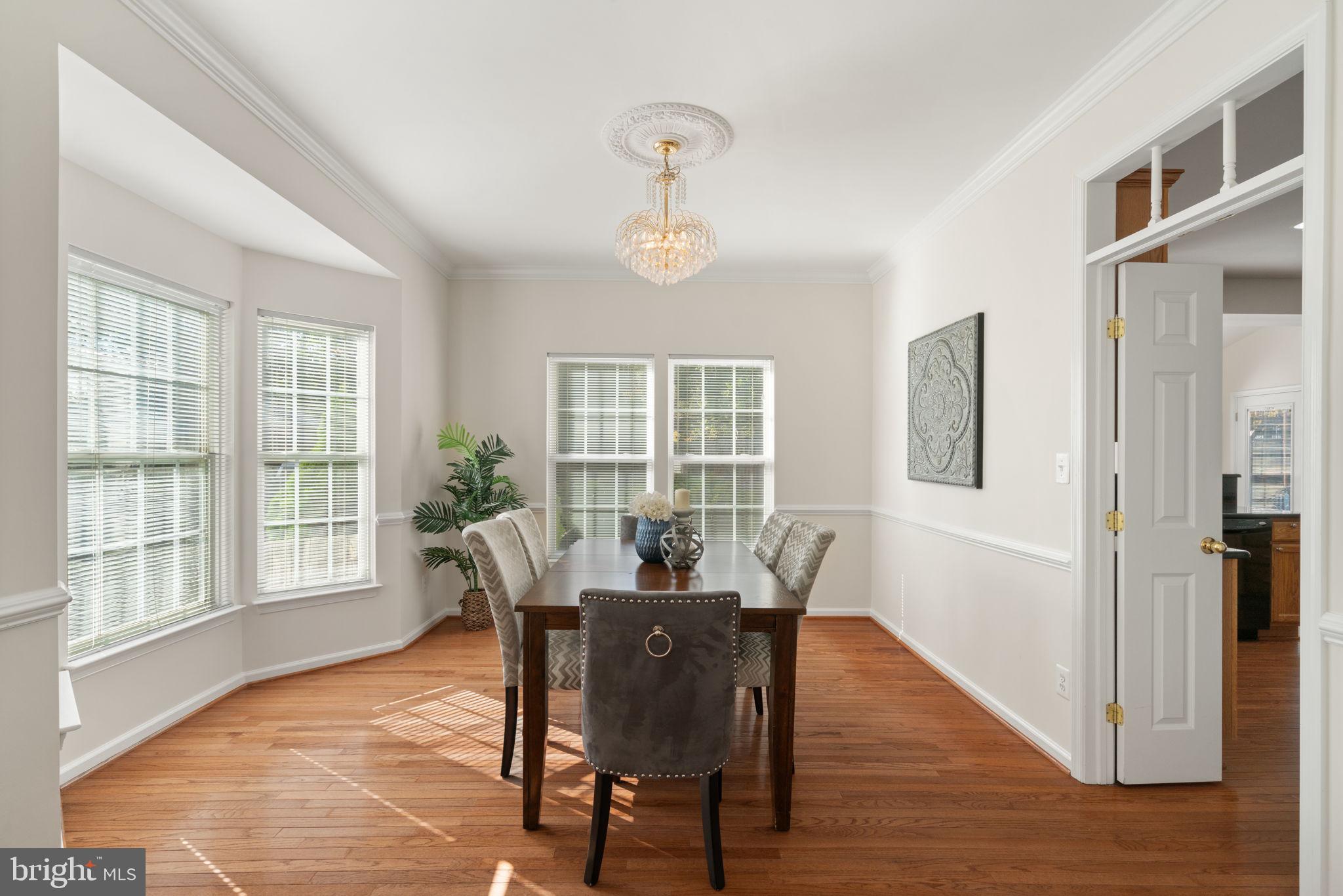 EIGHTEENTH CENTURY HAYMARKET - Residential