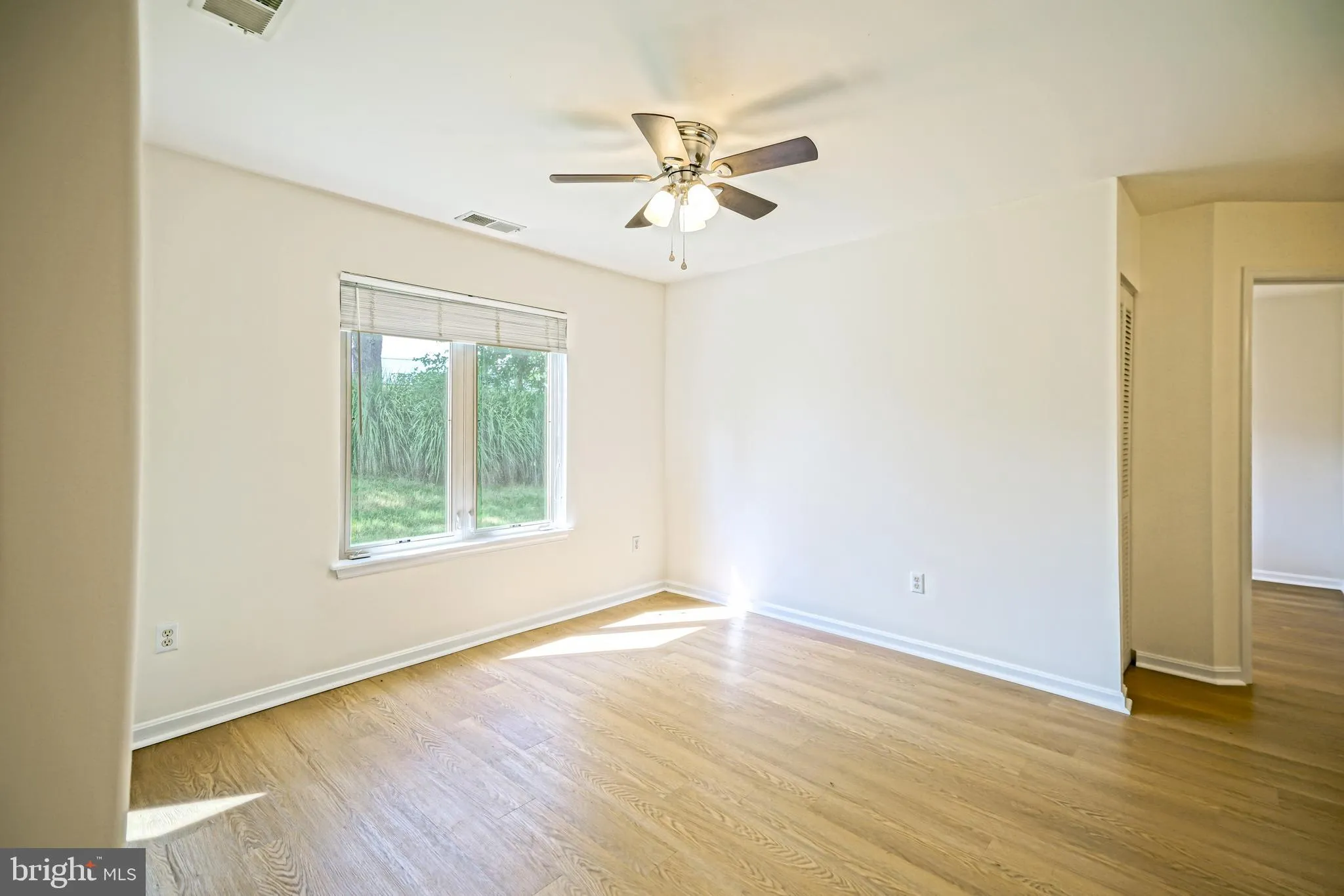 Lewes, Delaware 19958, United States, 2 Bedrooms Bedrooms, ,2 BathroomsBathrooms,Residential,Contingent,196190