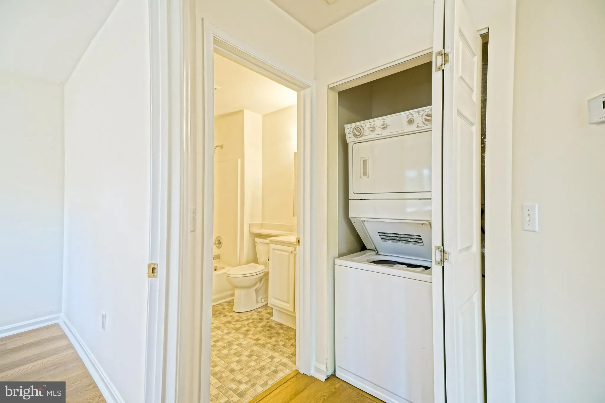 Lewes, Delaware 19958, United States, 2 Bedrooms Bedrooms, ,2 BathroomsBathrooms,Residential,Contingent,196190