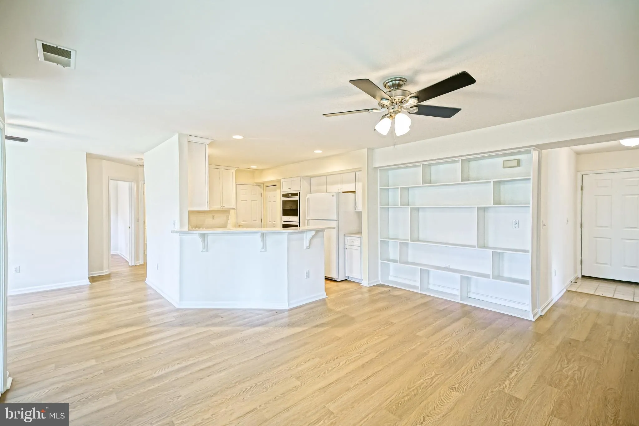 Lewes, Delaware 19958, United States, 2 Bedrooms Bedrooms, ,2 BathroomsBathrooms,Residential,Contingent,196190