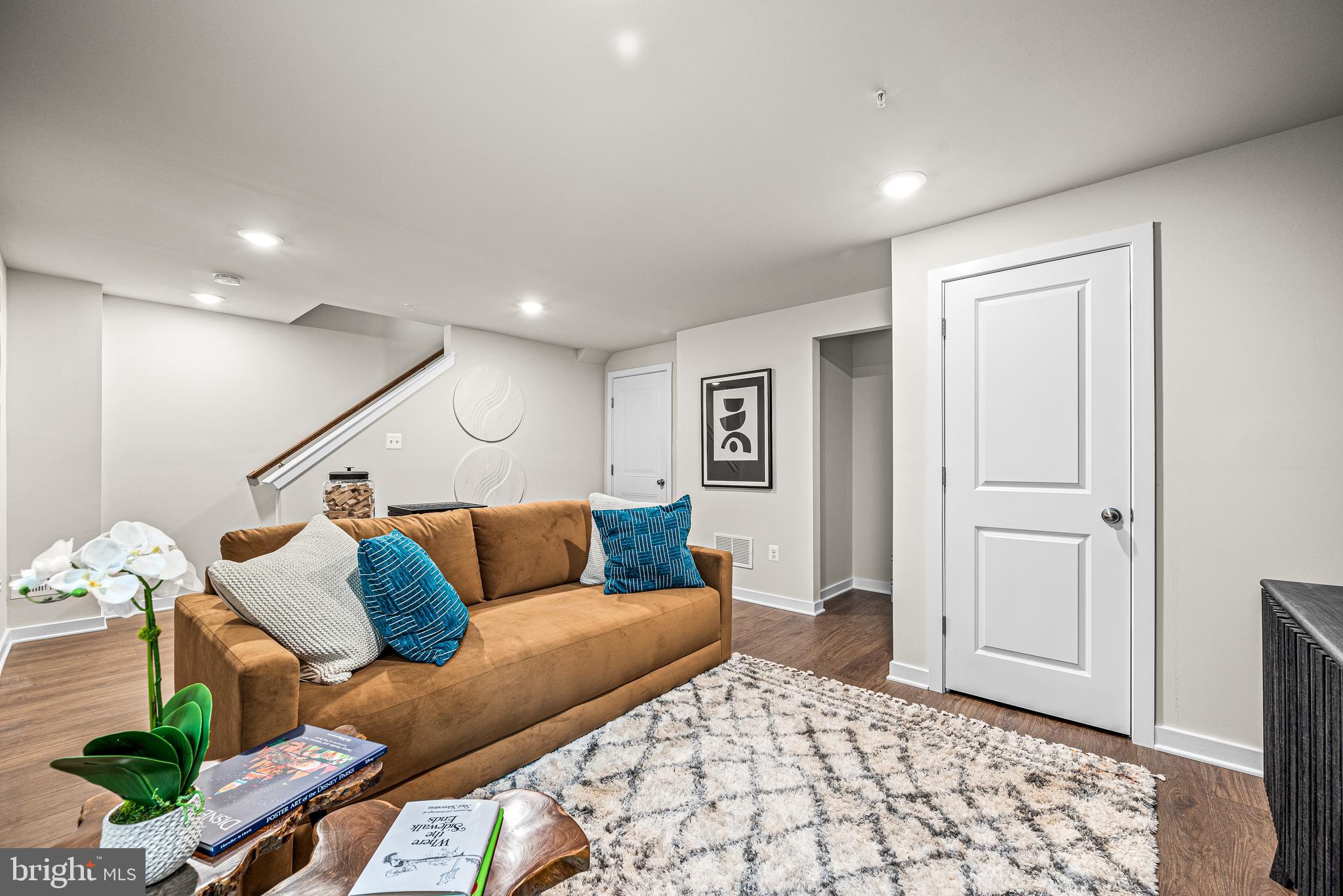 CLOVER MILL - Residential