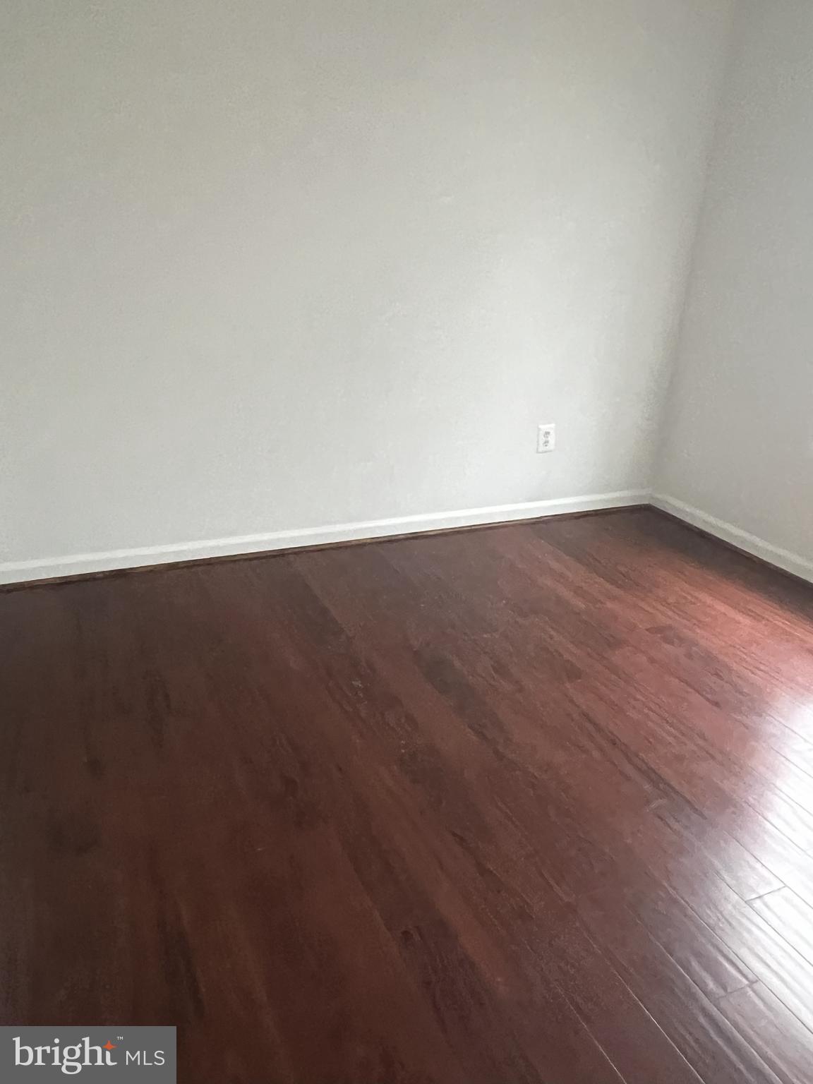 ASHBURN VILLAGE - Residential Lease