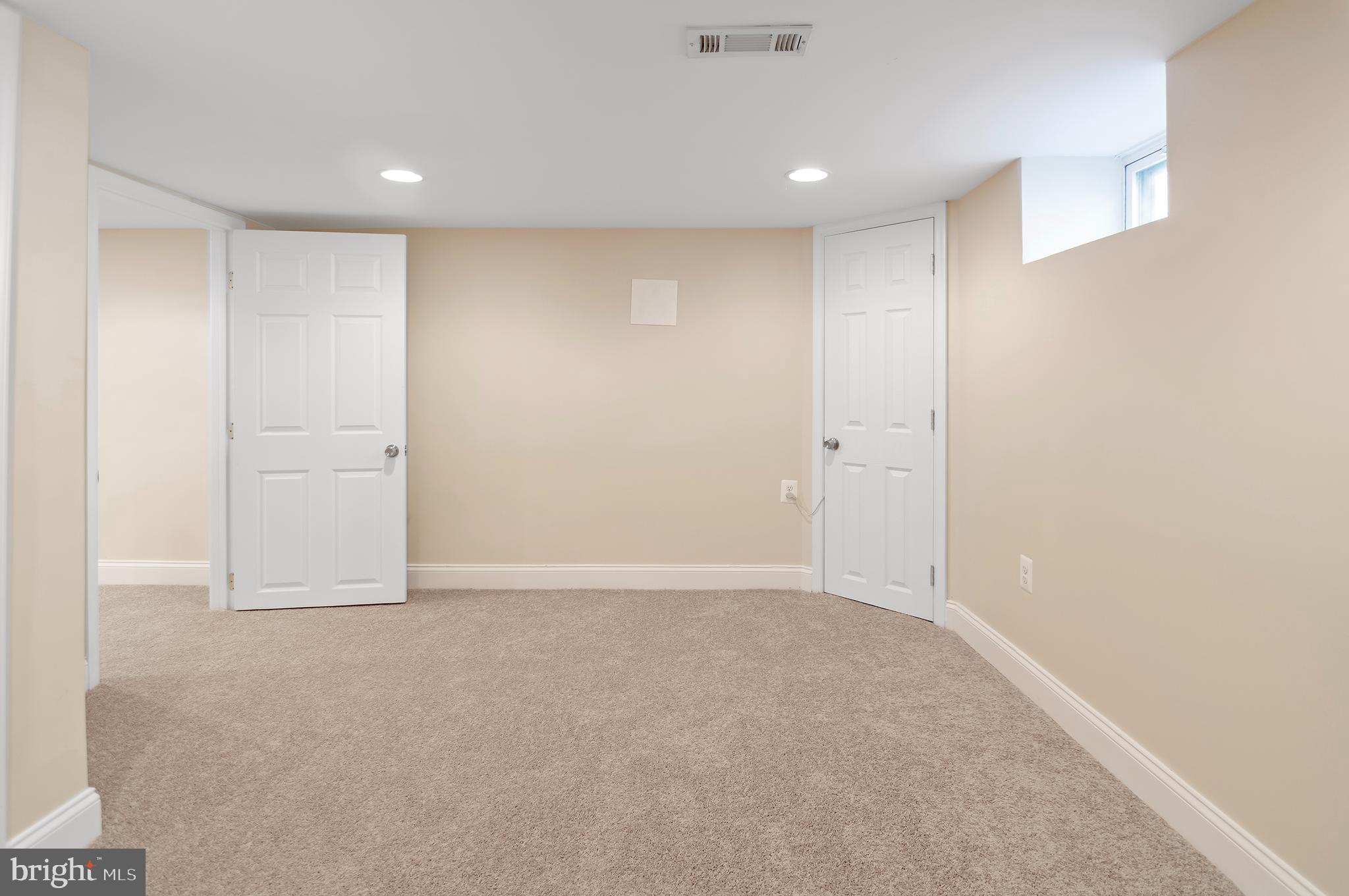 FULLERTON FARMS - Residential