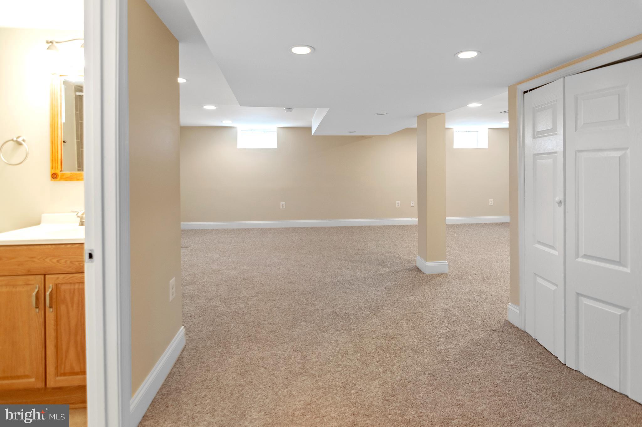 FULLERTON FARMS - Residential