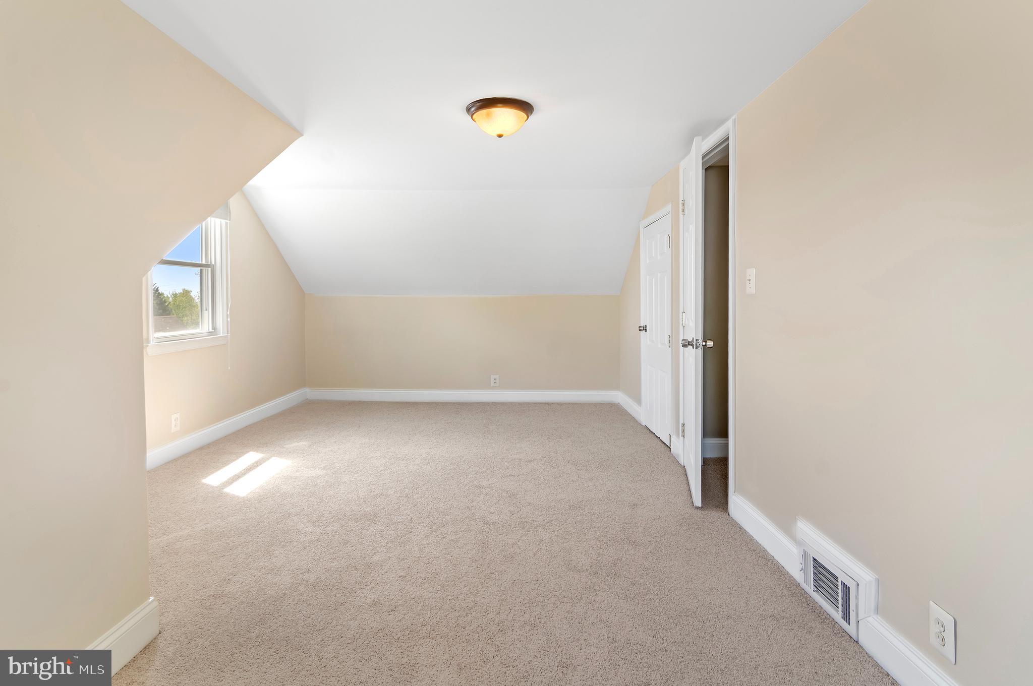 FULLERTON FARMS - Residential