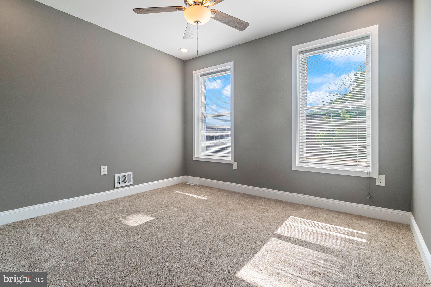 CLIFTON PARK - Residential