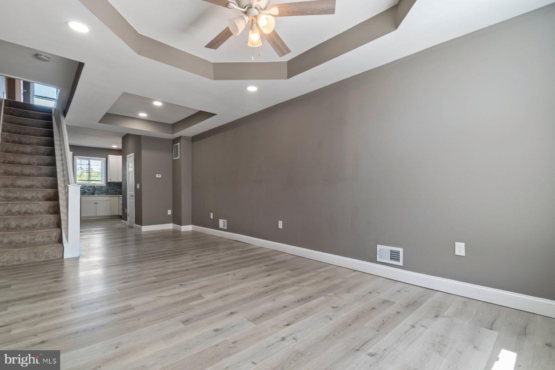 CLIFTON PARK - Residential