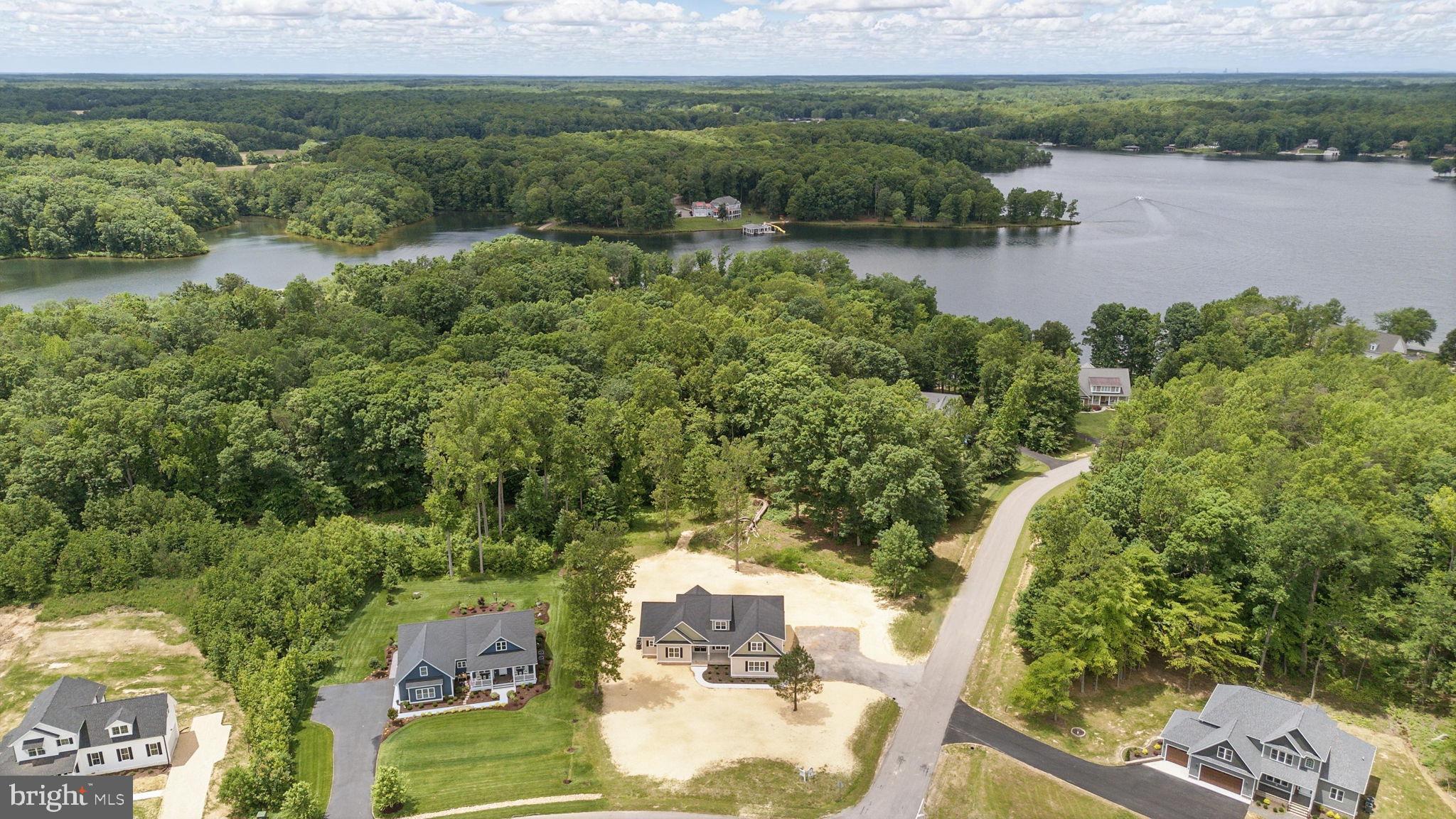 NOAH'S LANDING - Residential