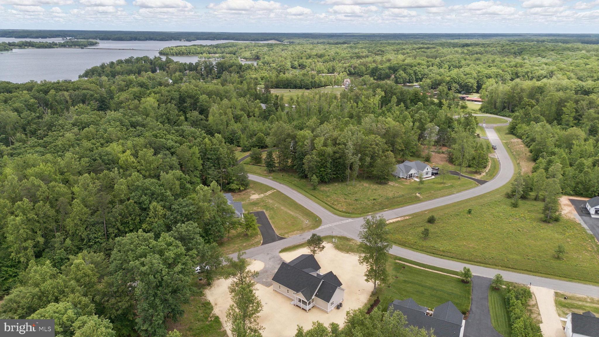 NOAH'S LANDING - Residential