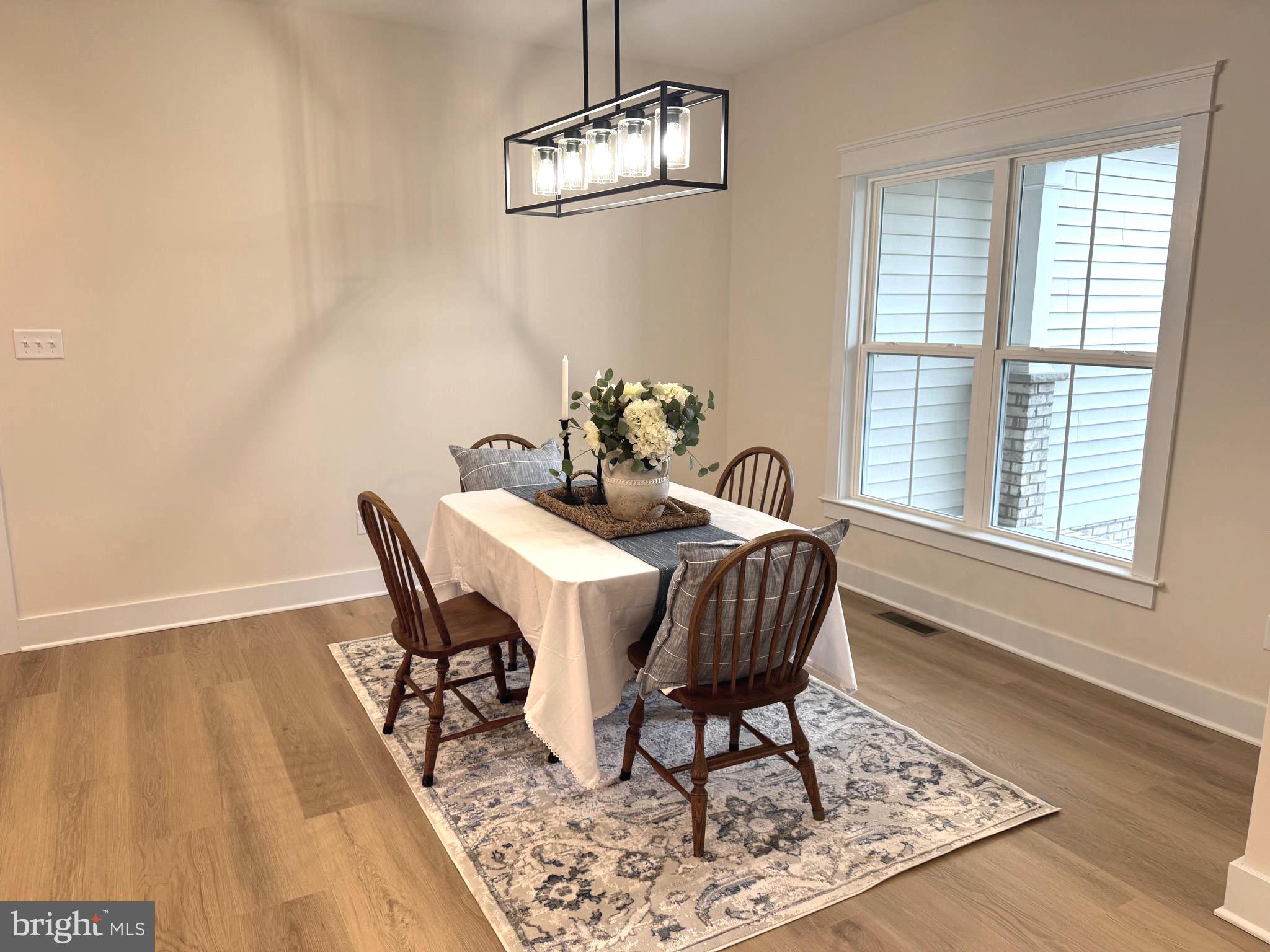 NOAH'S LANDING - Residential