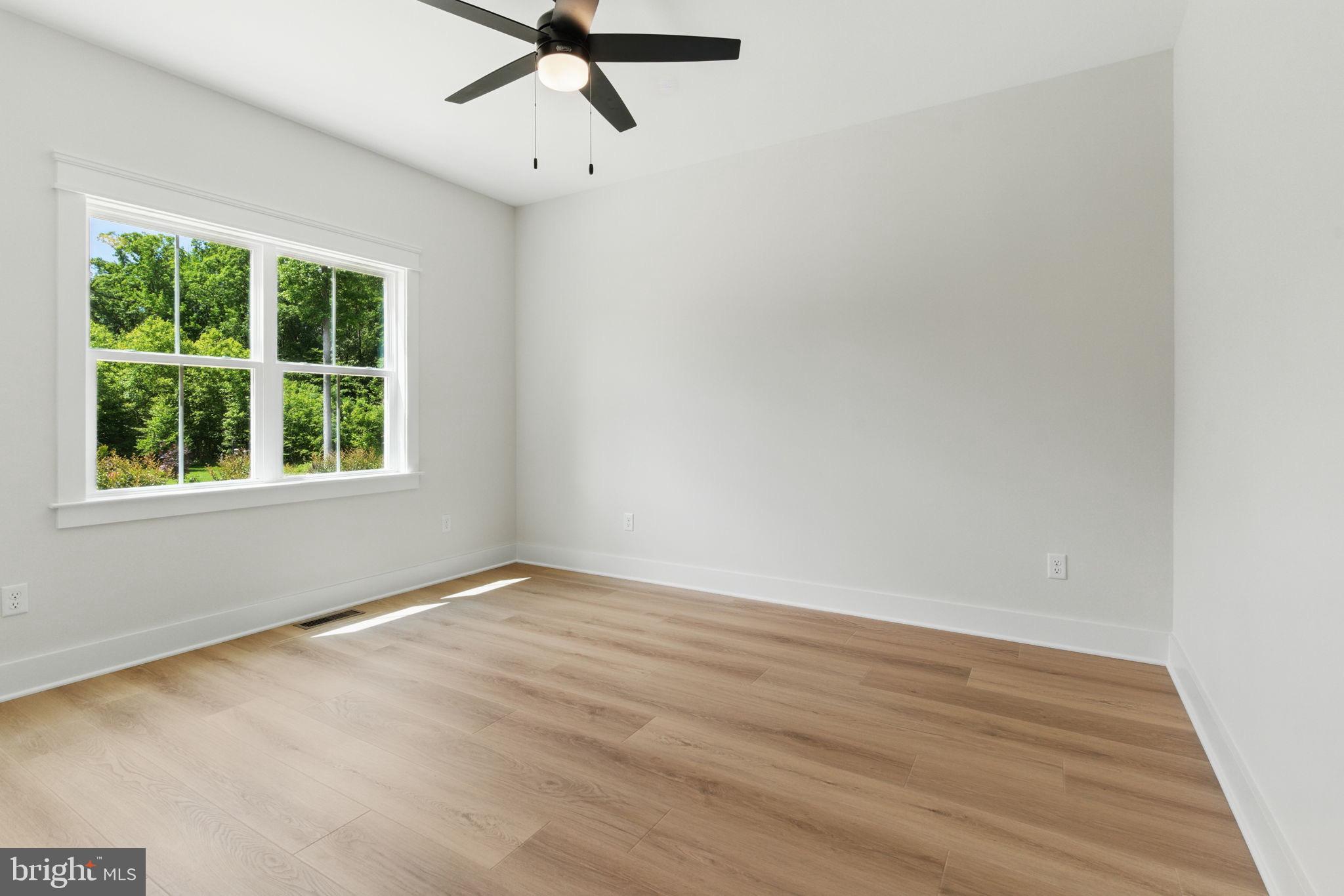 NOAH'S LANDING - Residential