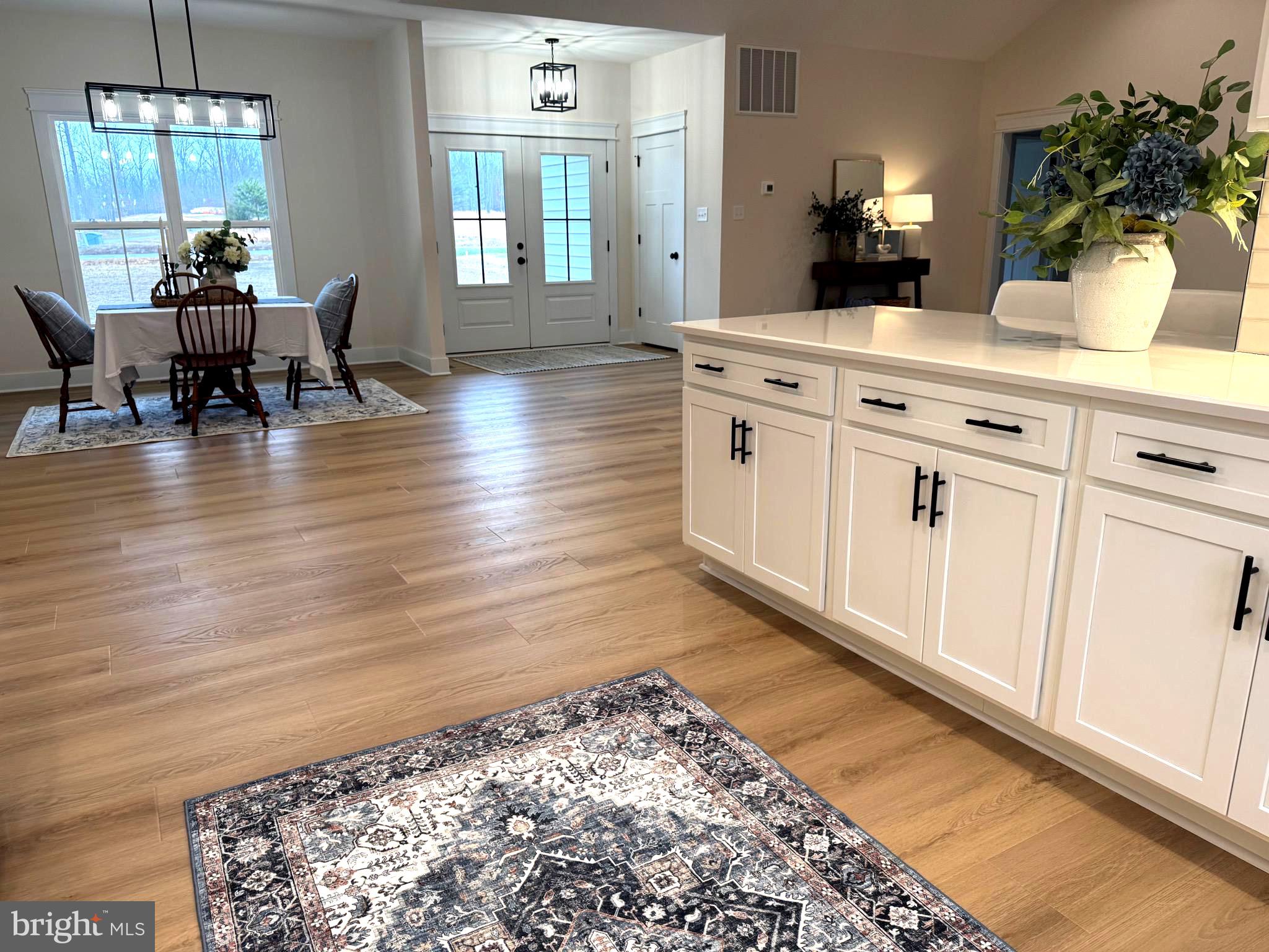 NOAH'S LANDING - Residential