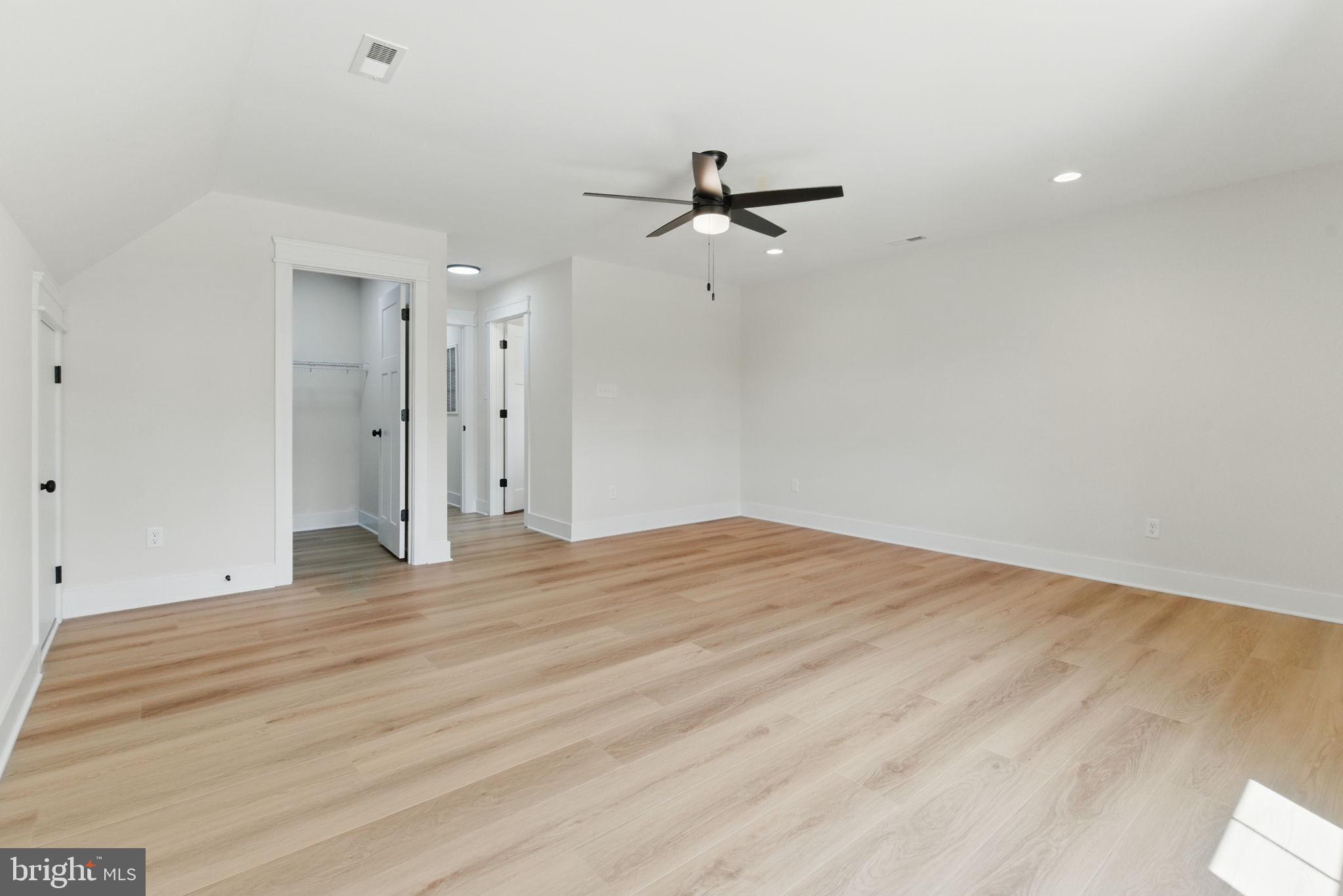 NOAH'S LANDING - Residential