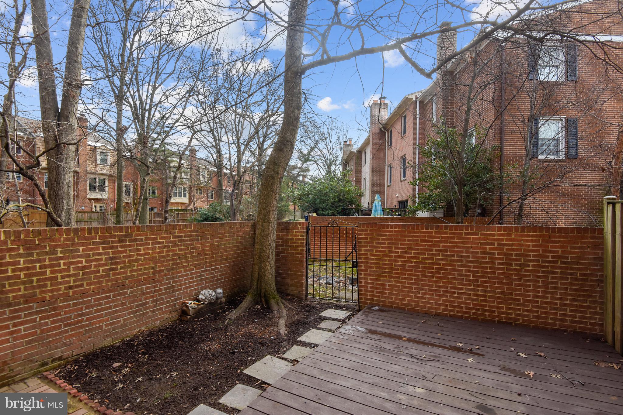 SEMINARY HEIGHTS - Residential