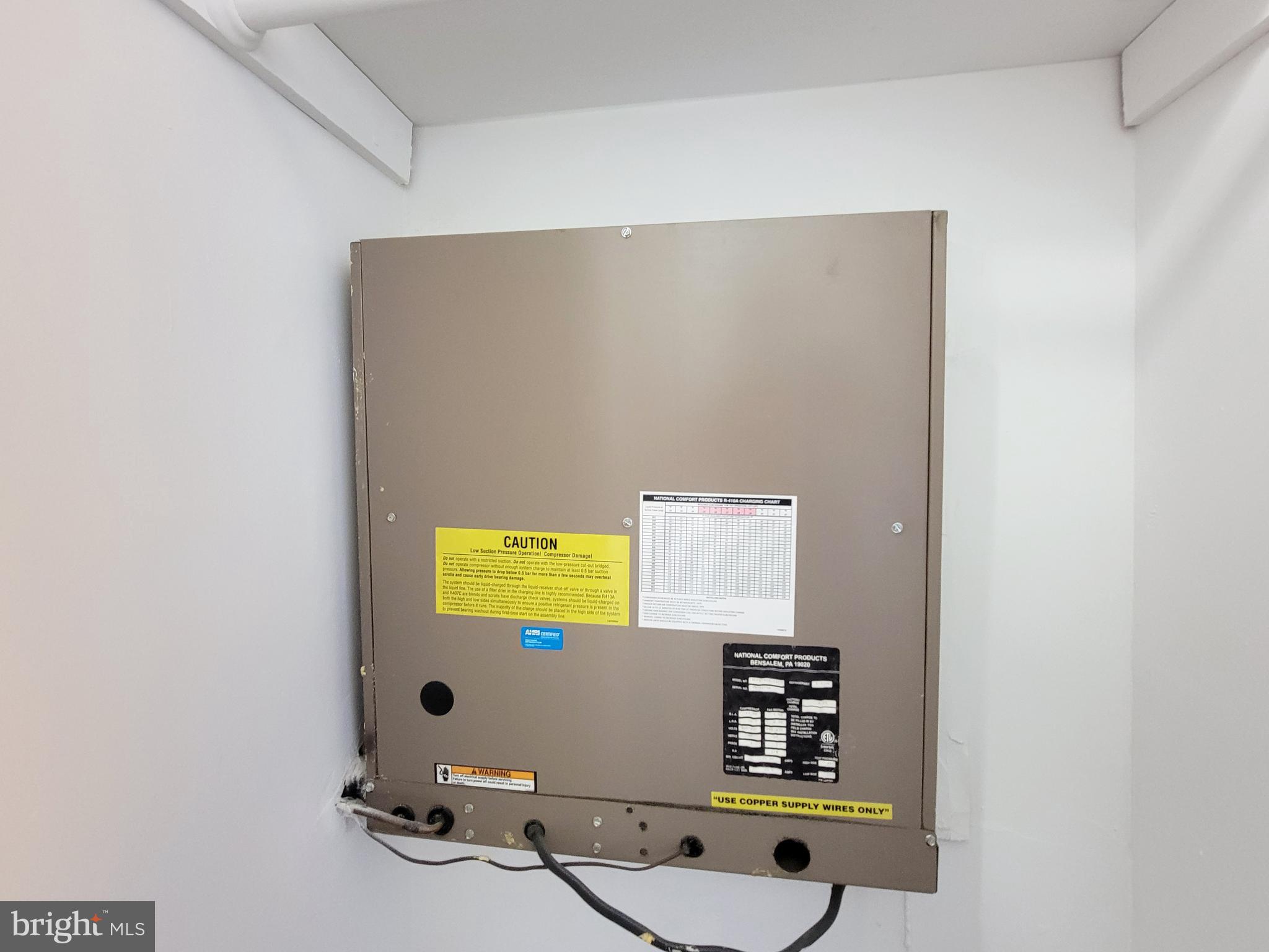 FALLS CHURCH GARDENS - Residential