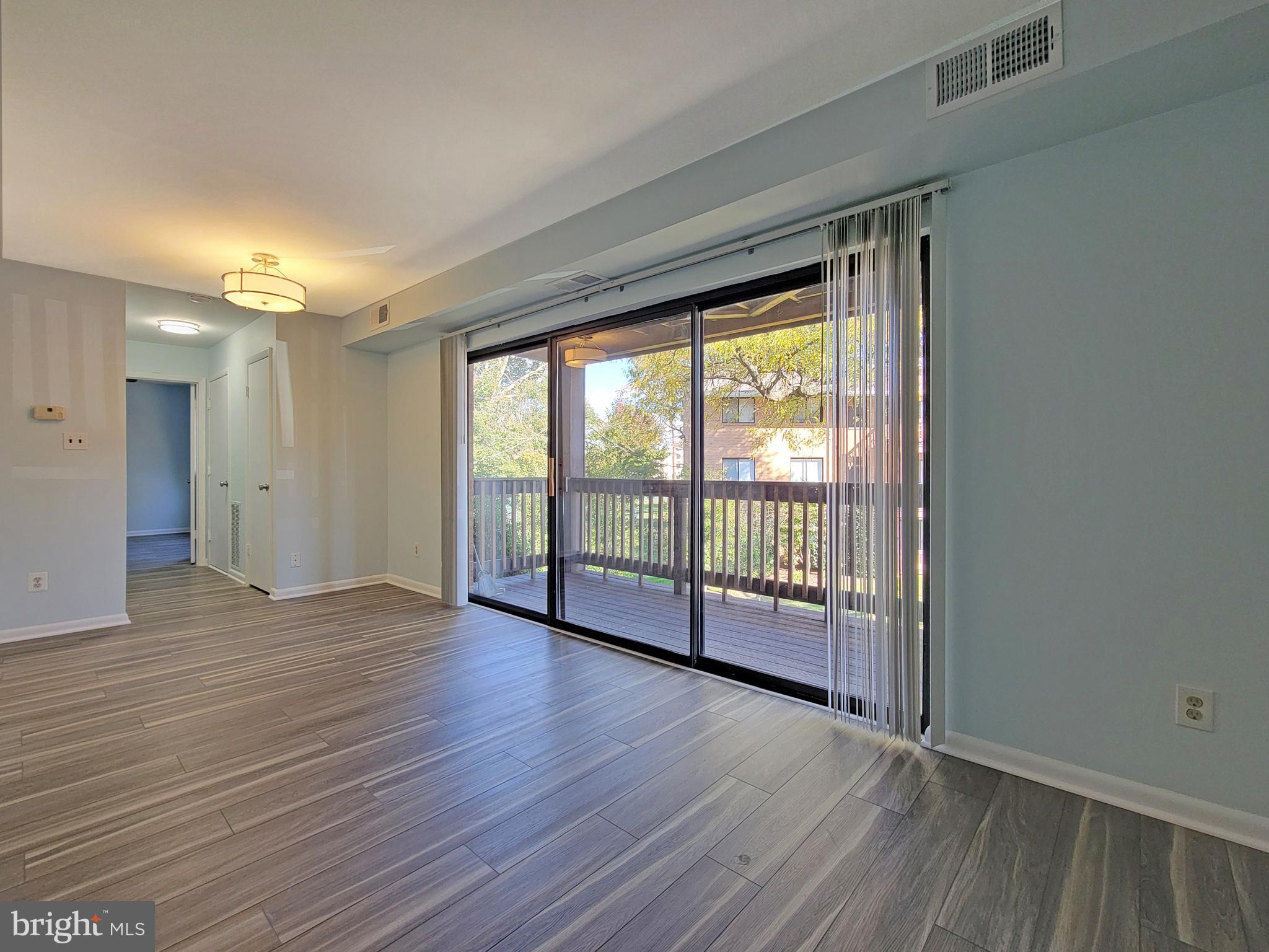 FALLS CHURCH GARDENS - Residential