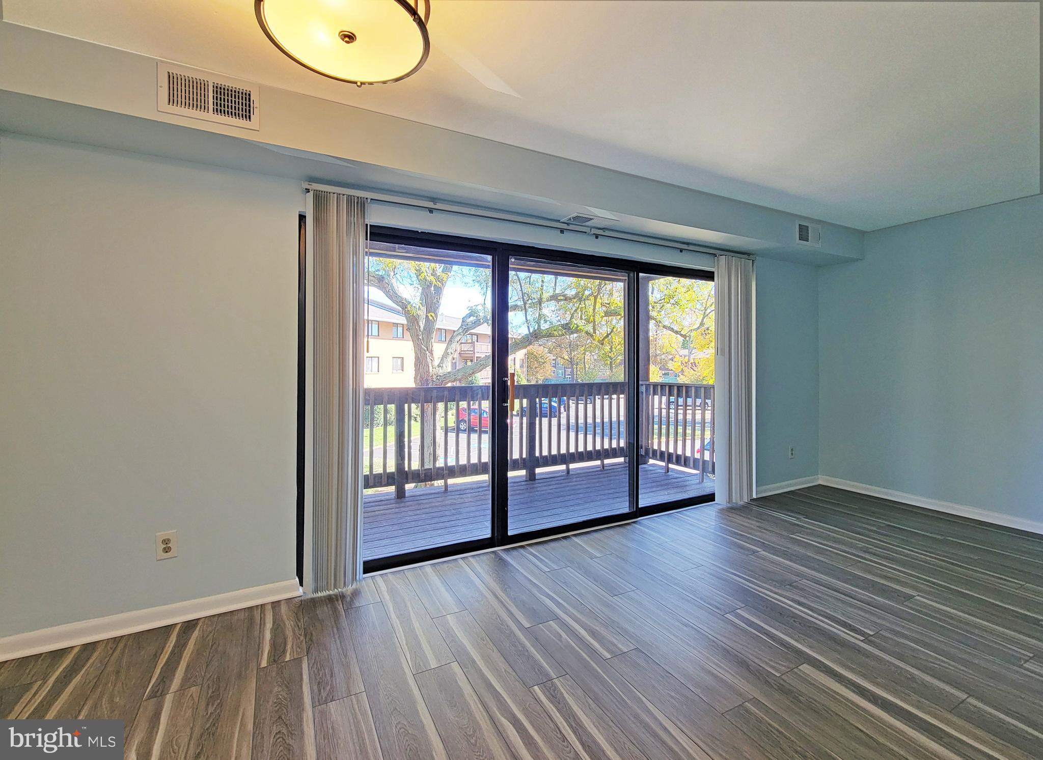 FALLS CHURCH GARDENS - Residential