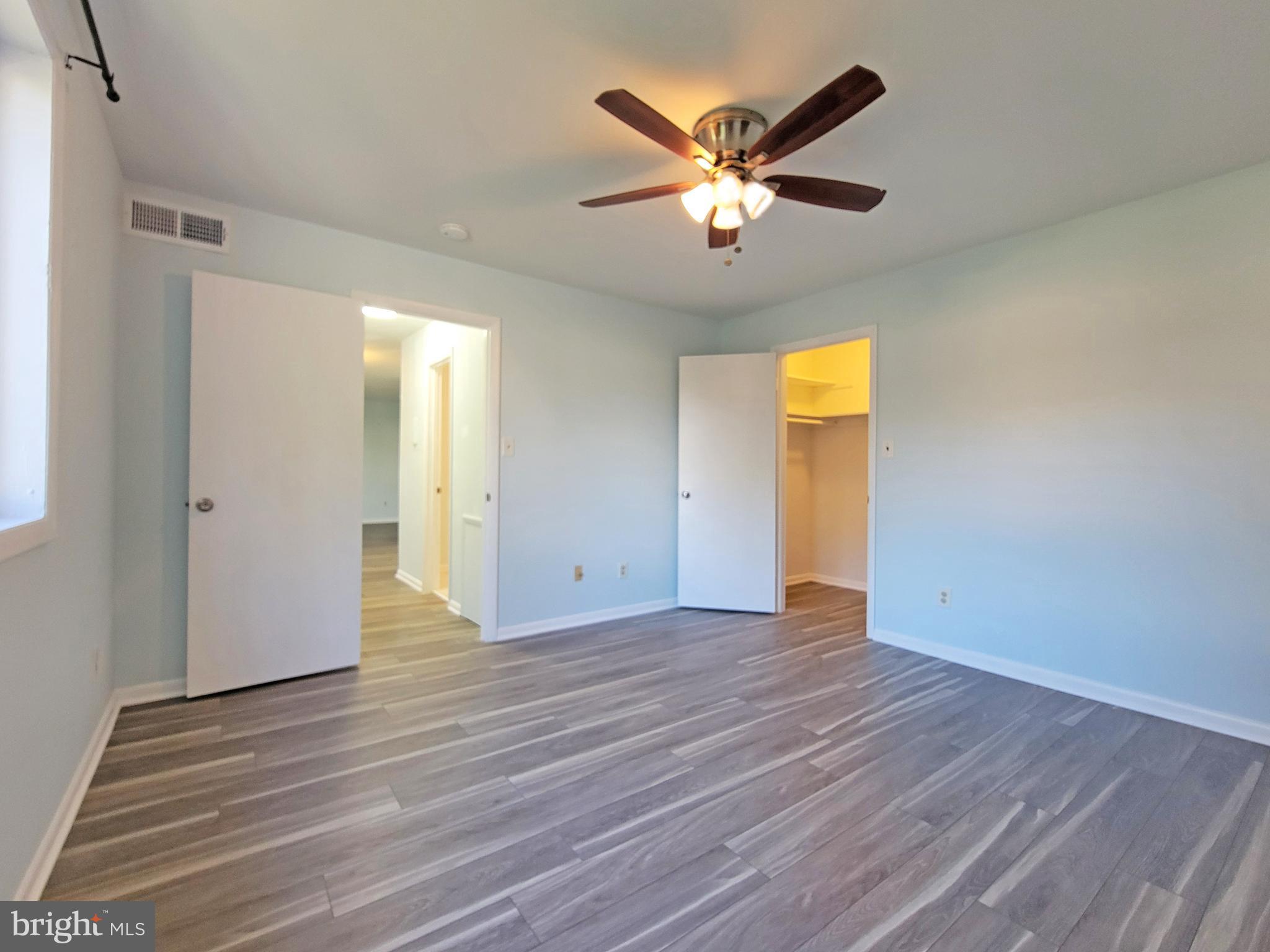 FALLS CHURCH GARDENS - Residential