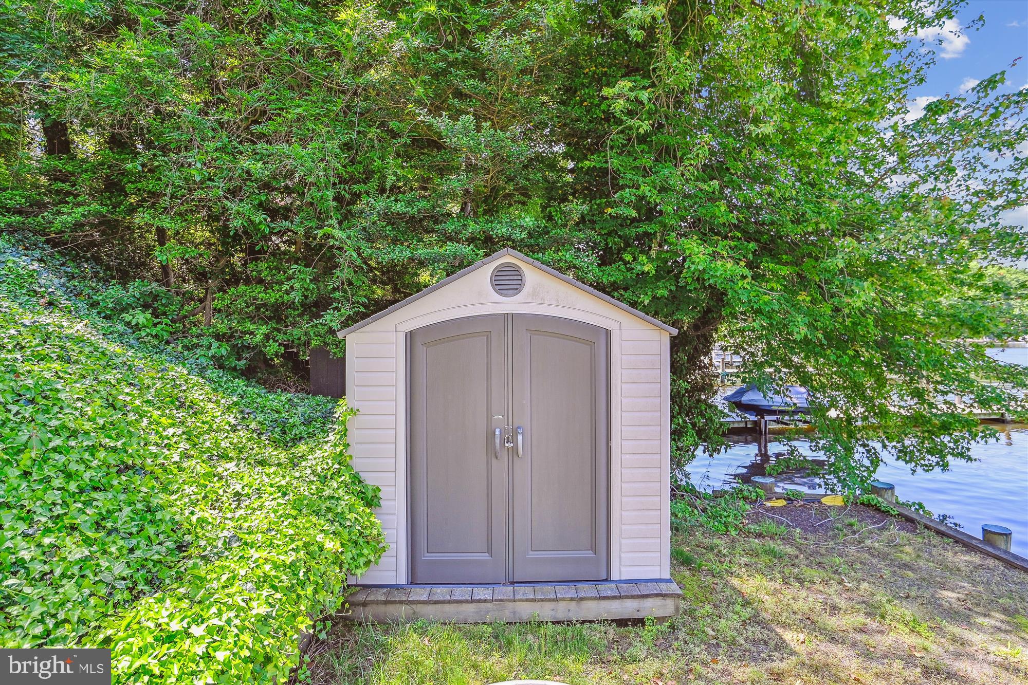 ARDEN ON THE SEVERN - Residential