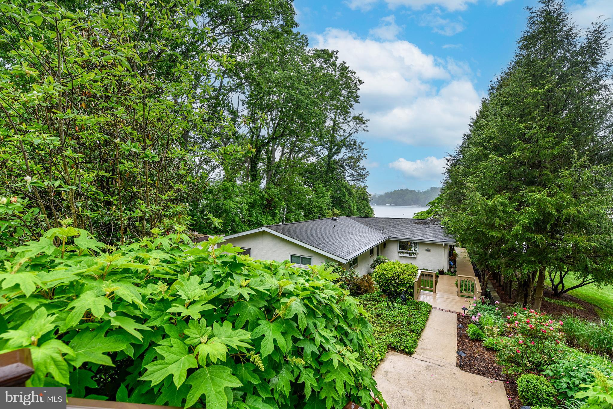 ARDEN ON THE SEVERN - Residential