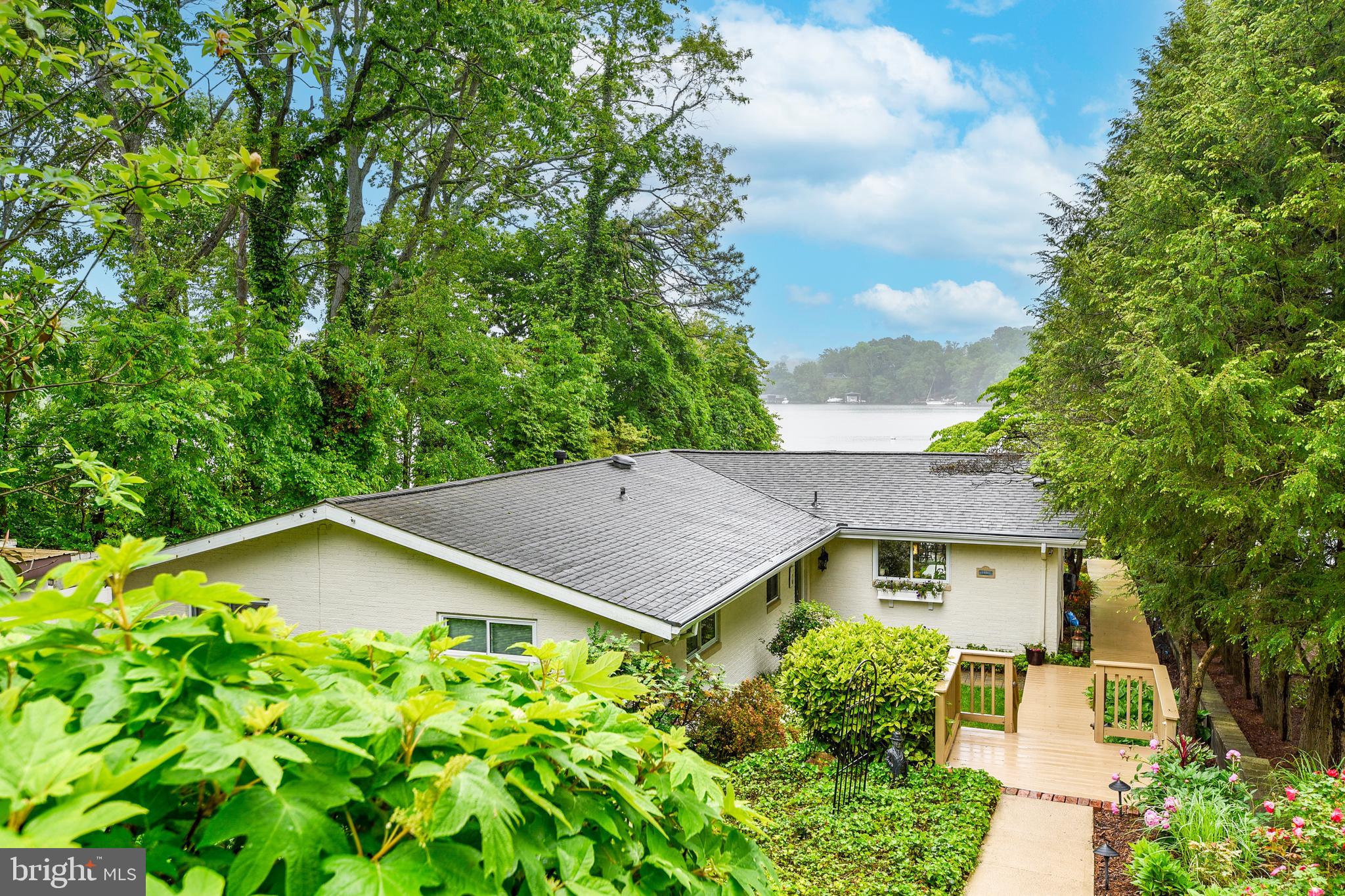 ARDEN ON THE SEVERN - Residential