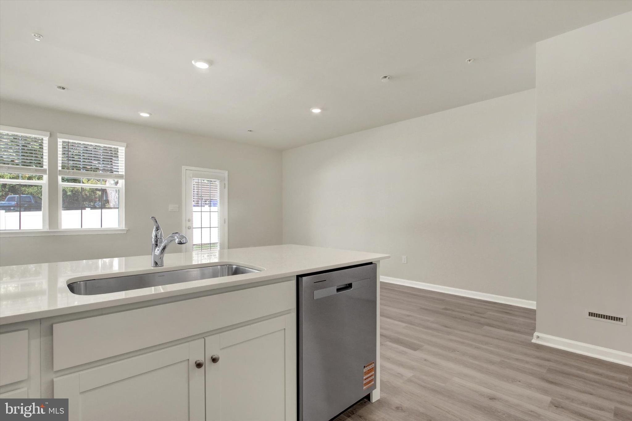 CAMBRIDGE CROSSING - Residential Lease